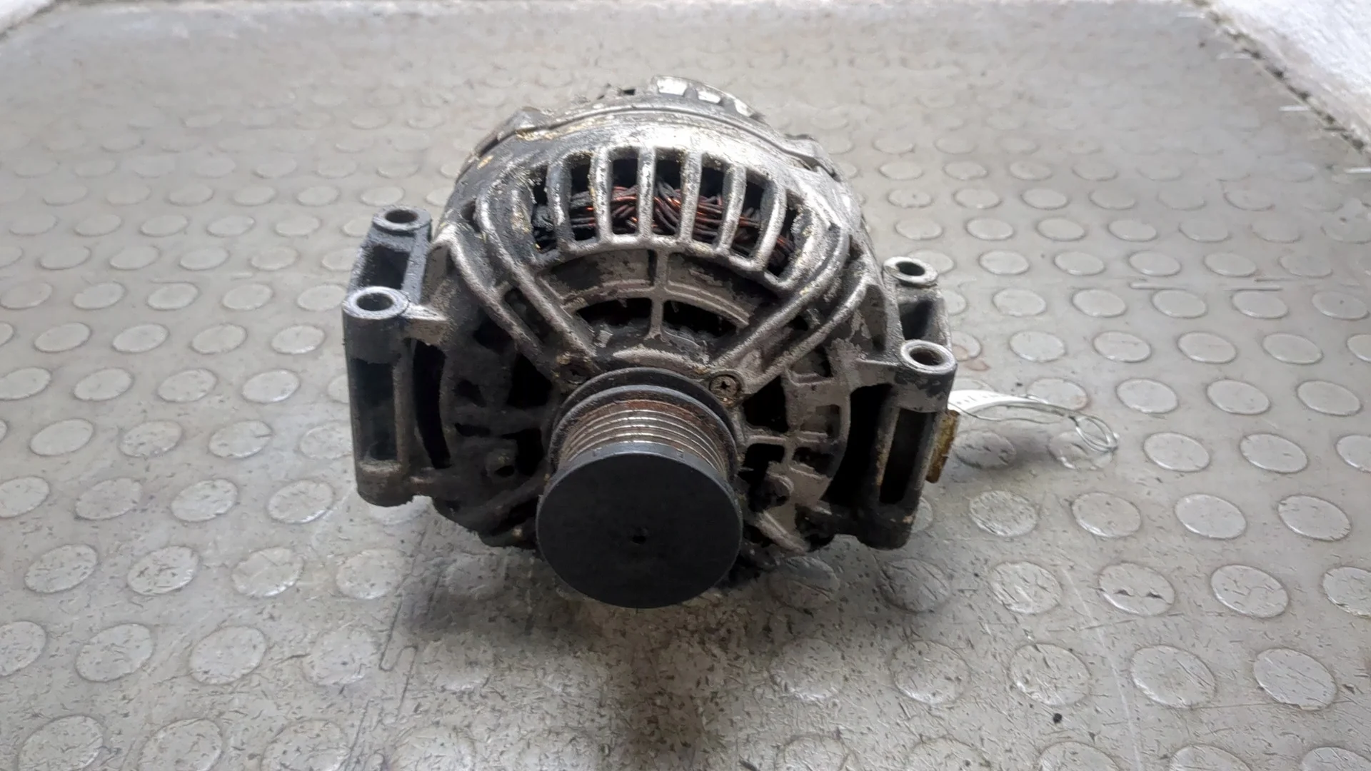 Генератор Mercedes-Benz Vito W639 2003-2014 Микроавтобус КПП 6-ст.мех.(МКПП) OM 646.982 Дизель 2.2 л CDI