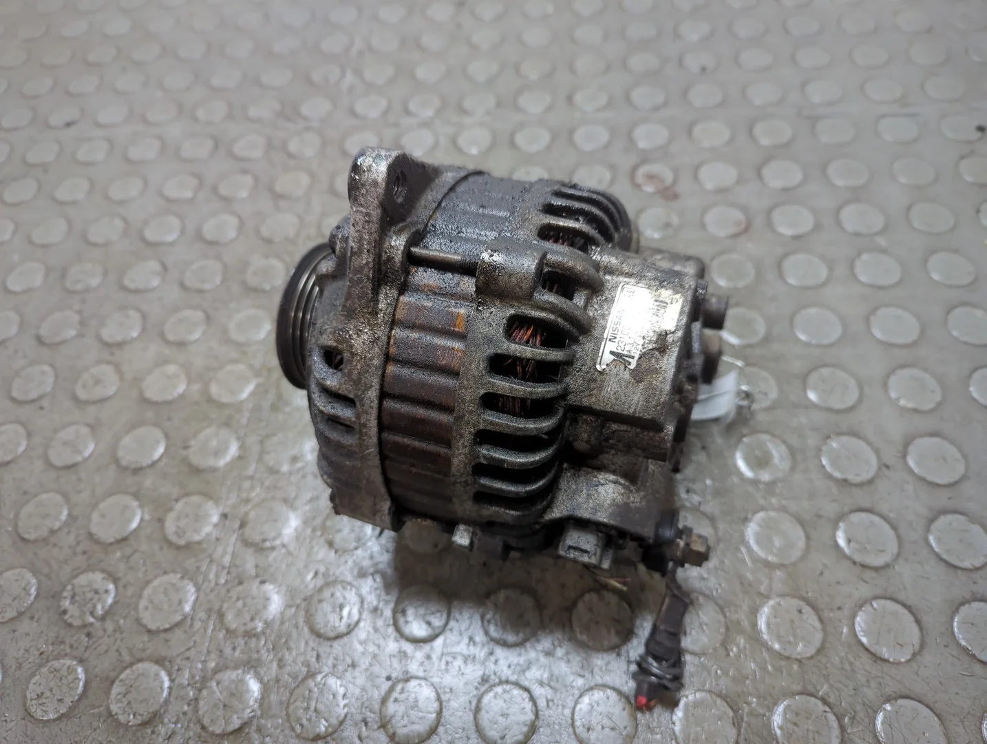 Генератор Infiniti FX 2002-2009 Джип (5-дверный) КПП автомат 4х4 (АКПП) VQ35DE Бензин 3.5 л Инжектор