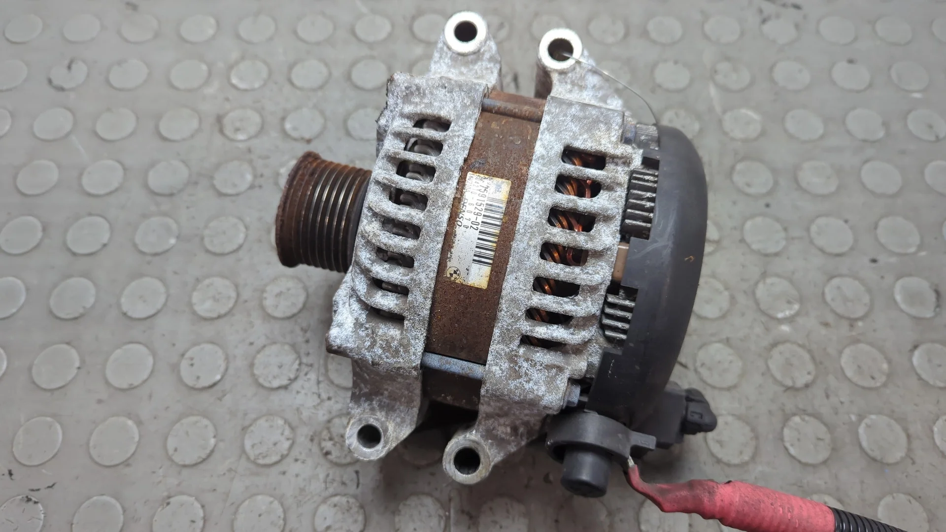 Генератор BMW 5 F10 2010-2017 Седан КПП автомат 4х4 (АКПП) N55B30A Бензин 3 л Турбо-инжектор