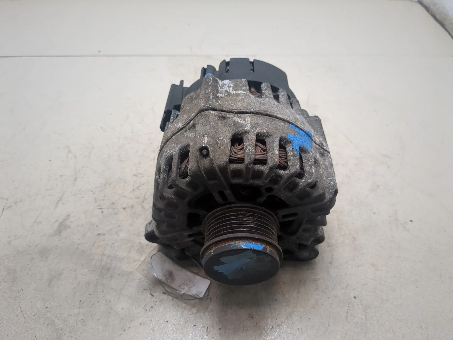 Генератор Volkswagen Touareg 2014-2018 Джип (5-дверный) КПП автомат 4х4 (АКПП) CVVA Дизель 3 л TDI