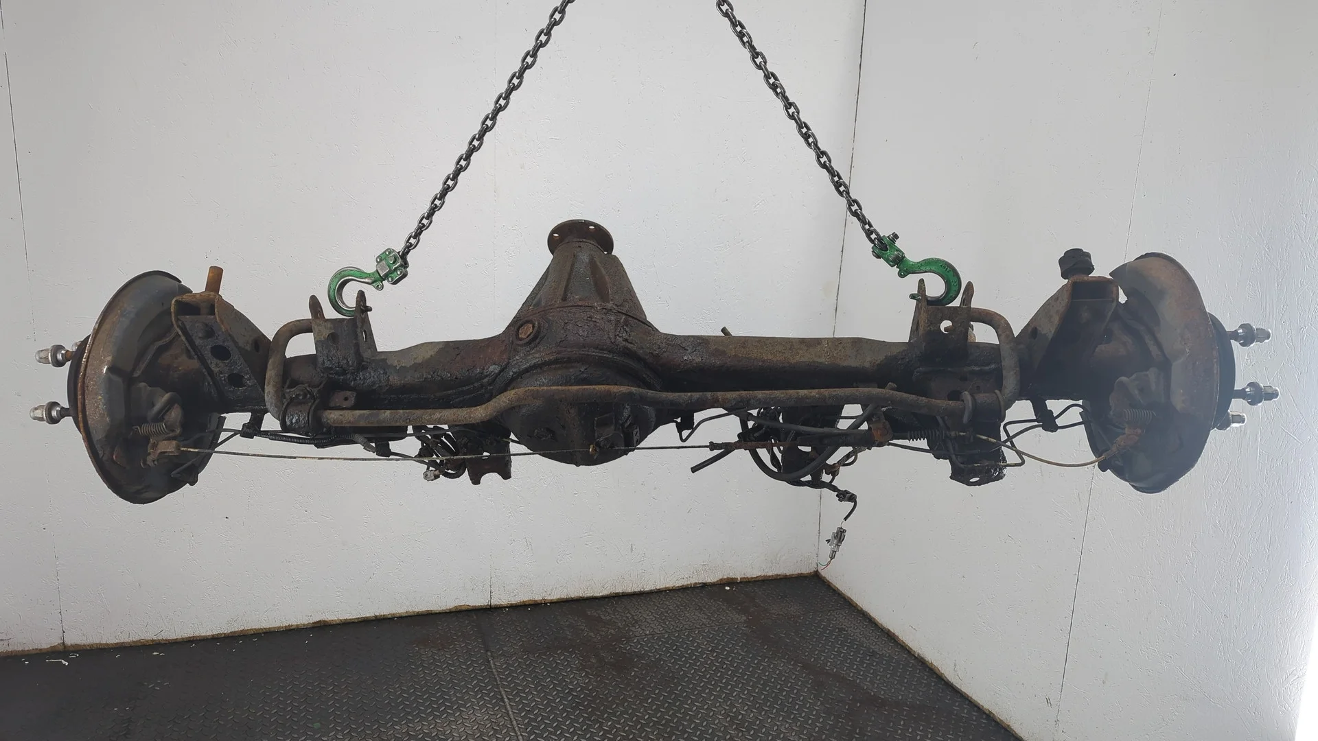 Мост (ведущий) Lexus LX470 Джип (5-дверный) КПП автомат 4х4 (АКПП) 2UZFE Бензин 4.7 л Инжектор