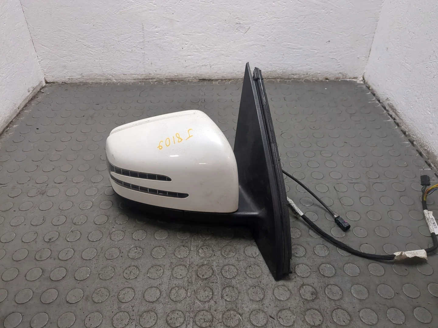 Зеркало боковое Mercedes-Benz ML W166 2011-2015 Джип (5-дверный) КПП автомат 4х4 (АКПП) OM 651.960 Дизель 2.1 л CDI