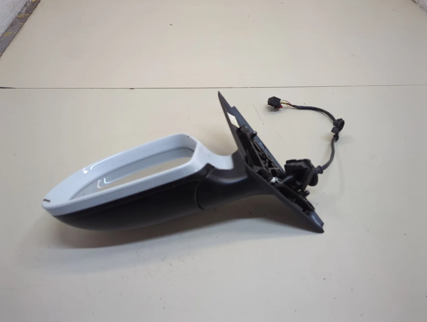 Зеркало боковое Audi Q3 2011-2018 Джип (5-дверный) КПП автомат (АКПП) CZEA Бензин 1.4 л TFSI