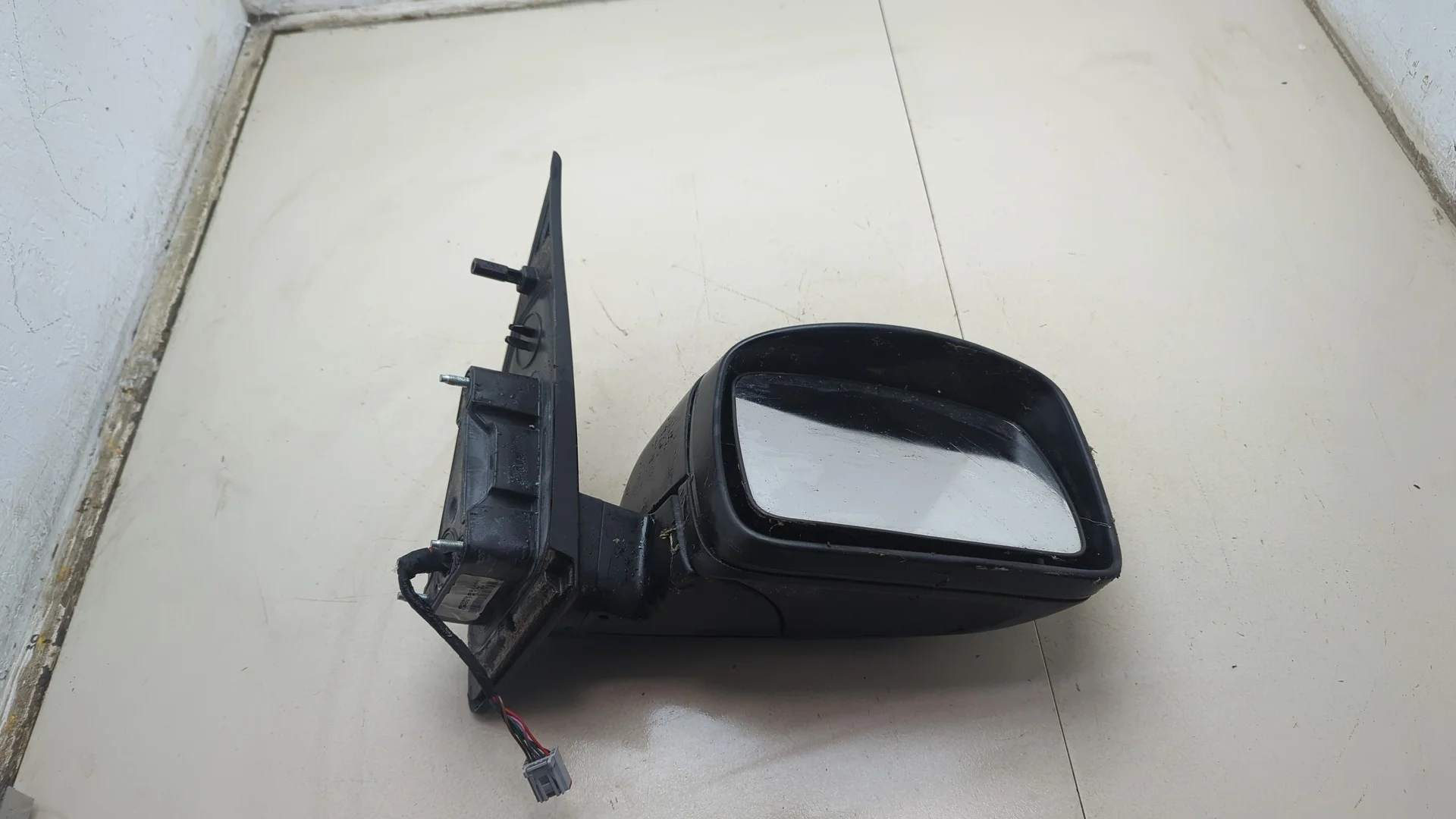 Зеркало боковое Land Rover Freelander 2 2006-2014 Джип (5-дверный) КПП 6-ст.мех 4х4 (МКПП) 224DT Дизель 2.2 л Турбо