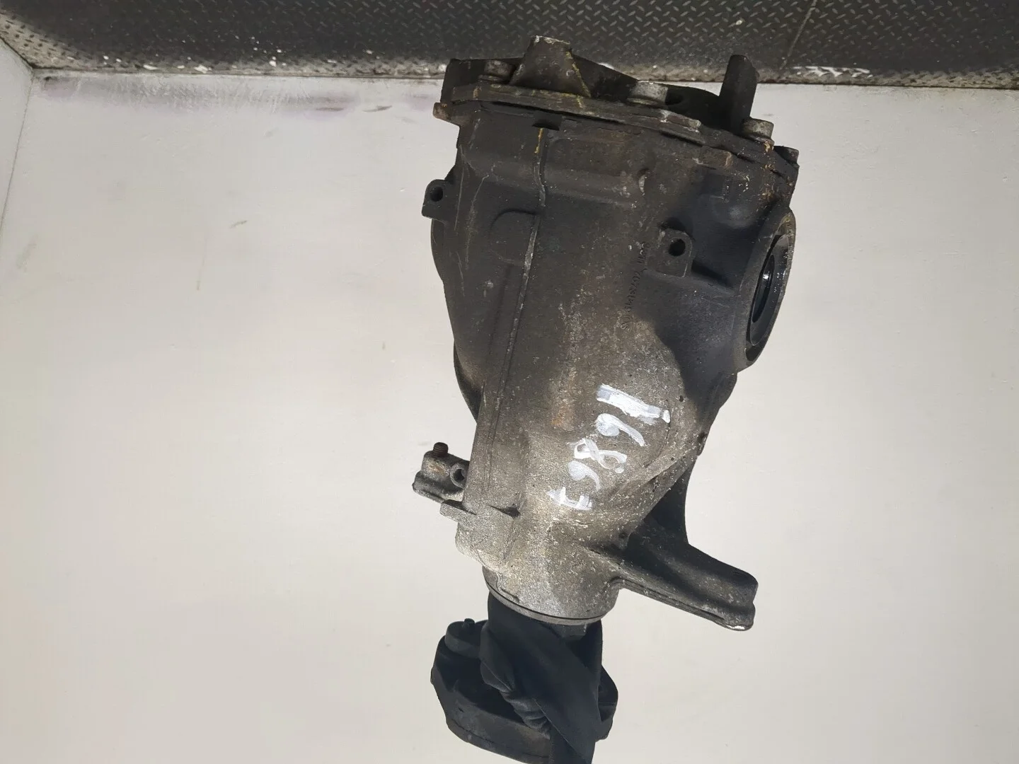 Редуктор моста BMW 5 F10 2010-2017 Седан КПП автомат (АКПП) N52B30A Бензин 3 л Турбо-инжектор