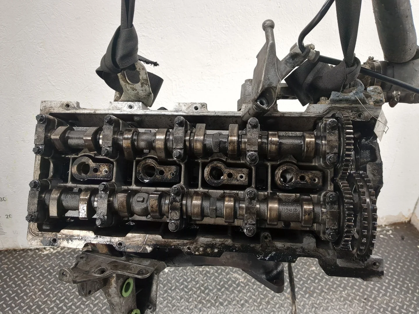 Головка блока (ГБЦ) Mercedes-Benz C W204 2006-2015 Седан КПП 6-ст.мех.(МКПП) OM 646.811 Дизель 2.2 л CDI