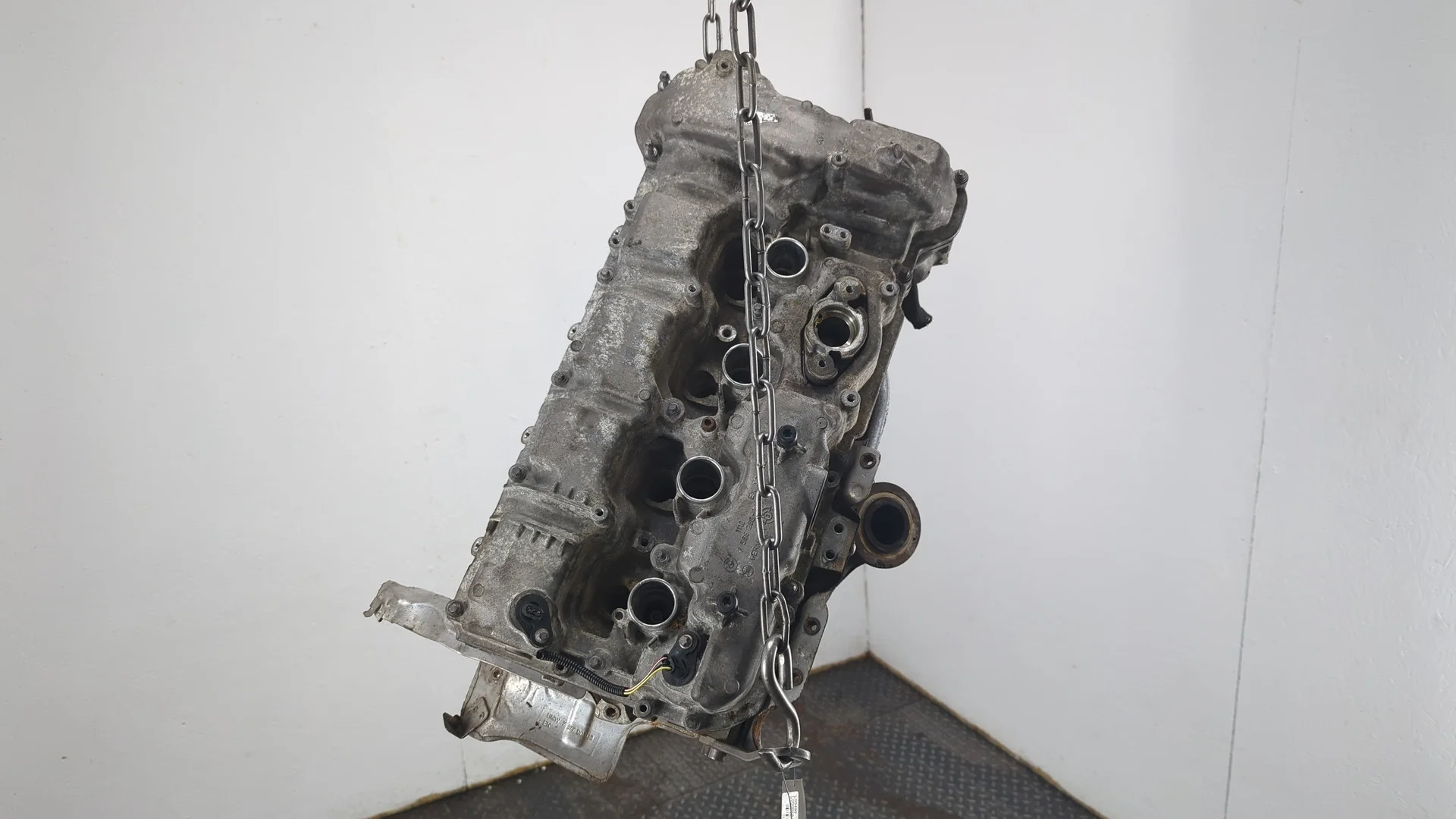 Головка блока (ГБЦ) BMW X6 E71 2007-2014 Джип (5-дверный) КПП автомат 4х4 (АКПП) N63B44A Бензин 4.4 л Турбо-инжектор