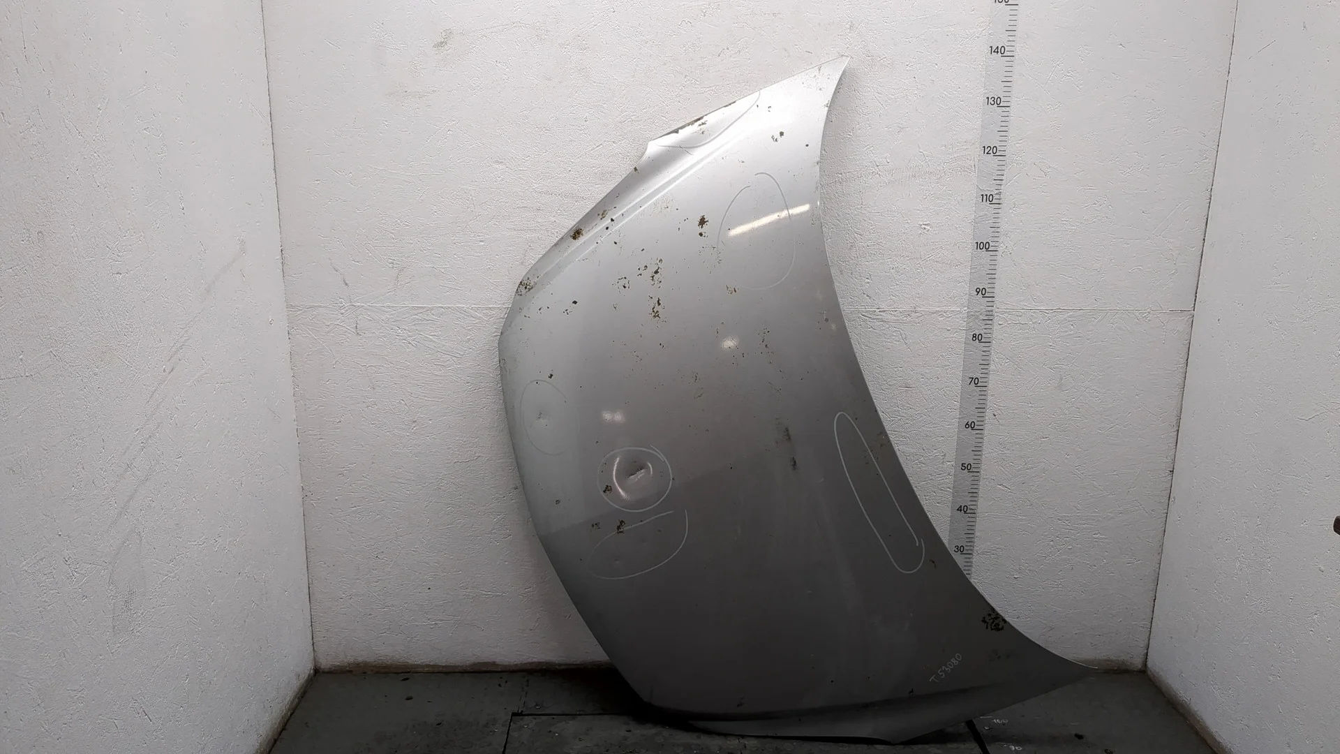 Капот Opel Corsa D 2006-2014 Хэтчбэк 5 дв. КПП 5-ст.мех.(МКПП) A14XER Бензин 1.4 л Инжектор