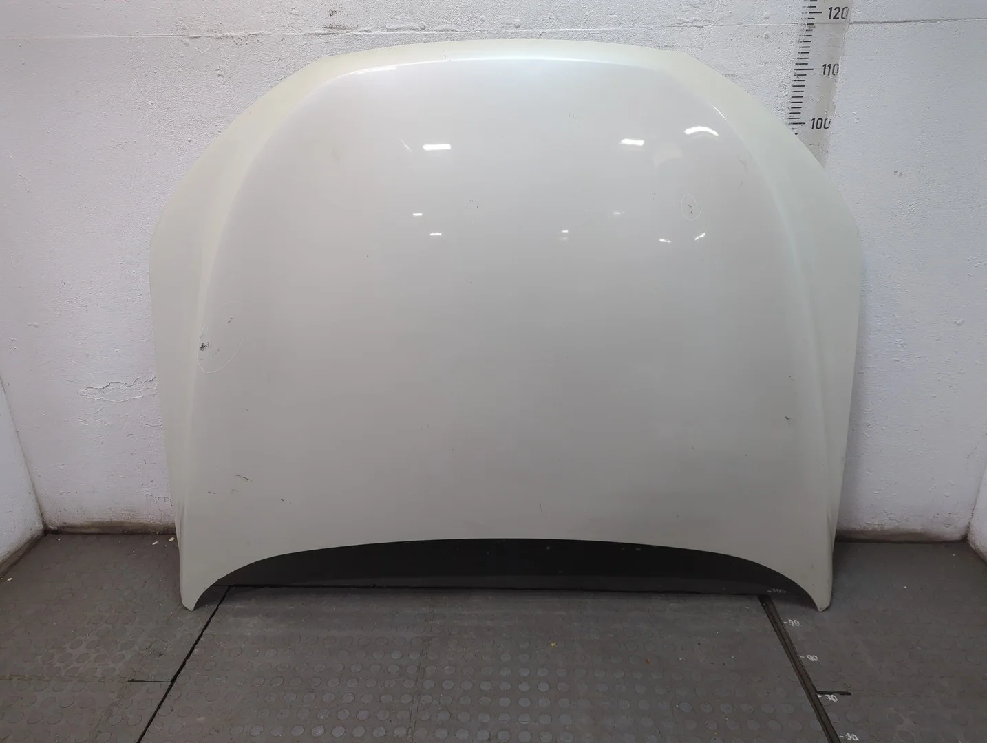 Капот Chevrolet Captiva 2011-2016 Джип (5-дверный) КПП 6-ст.мех 4х4 (МКПП) Z22D1 Дизель 2.2 л CDI