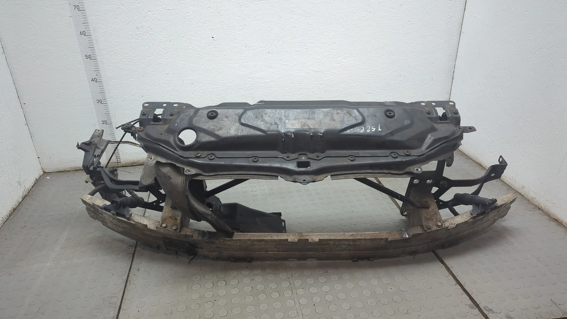 Рамка передняя (телевизор) BMW 5 E60 2003-2010 Седан КПП автомат (АКПП) 306D3 Дизель 3 л TDI