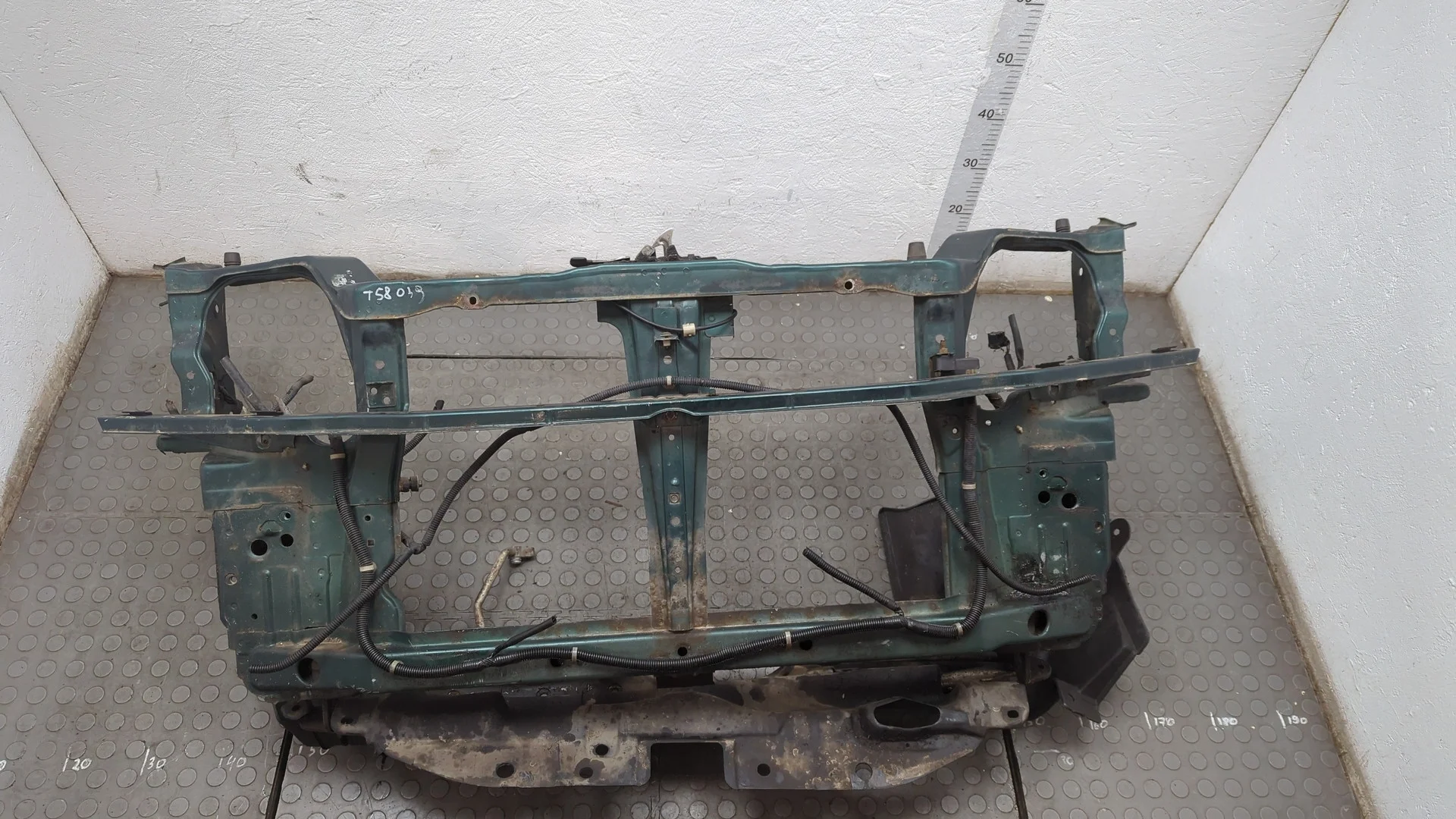 Рамка передняя (телевизор) Honda CR-V 1995-2001 Джип (5-дверный) КПП автомат 4х4 (АКПП) B20Z1 Бензин 2 л Инжектор