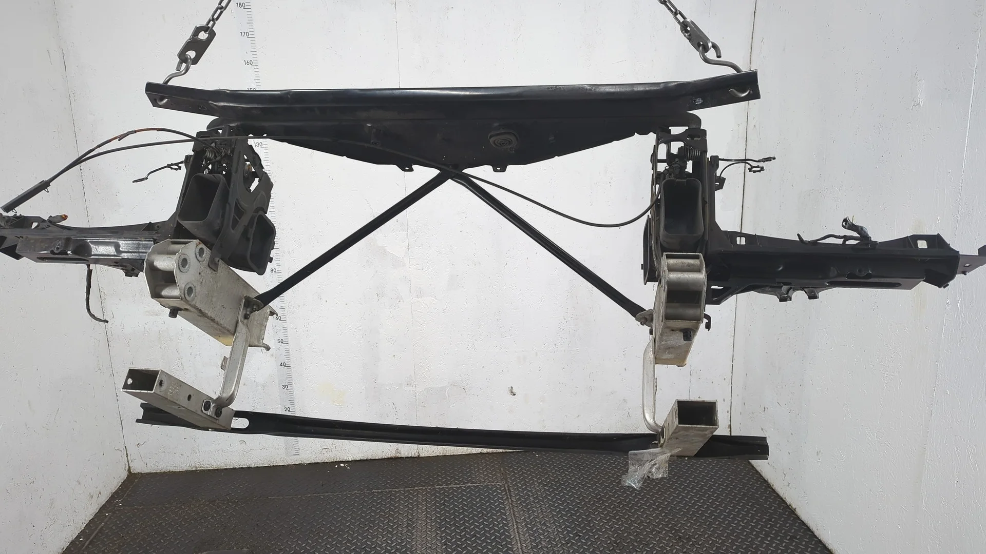 Рамка передняя (телевизор) BMW 7 F01 2008-2015 Седан КПП автомат (АКПП) N63B44A Бензин 4.4 л Турбо-инжектор