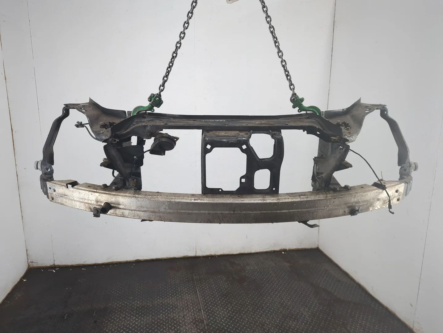 Рамка передняя (телевизор) Mercedes-Benz CLS C219 2004-2010 Купе КПП автомат (АКПП) OM 642.920 Дизель 3 л CDI