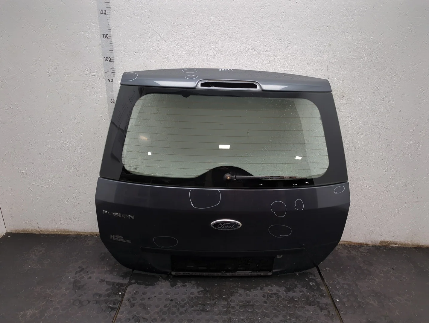 Крышка (дверь) багажника Ford Fusion 2002-2012 Хэтчбэк 5 дв. КПП 5-ст.мех.(МКПП) FXJA, FXJB, FXJC Бензин 1.4 л Инжектор