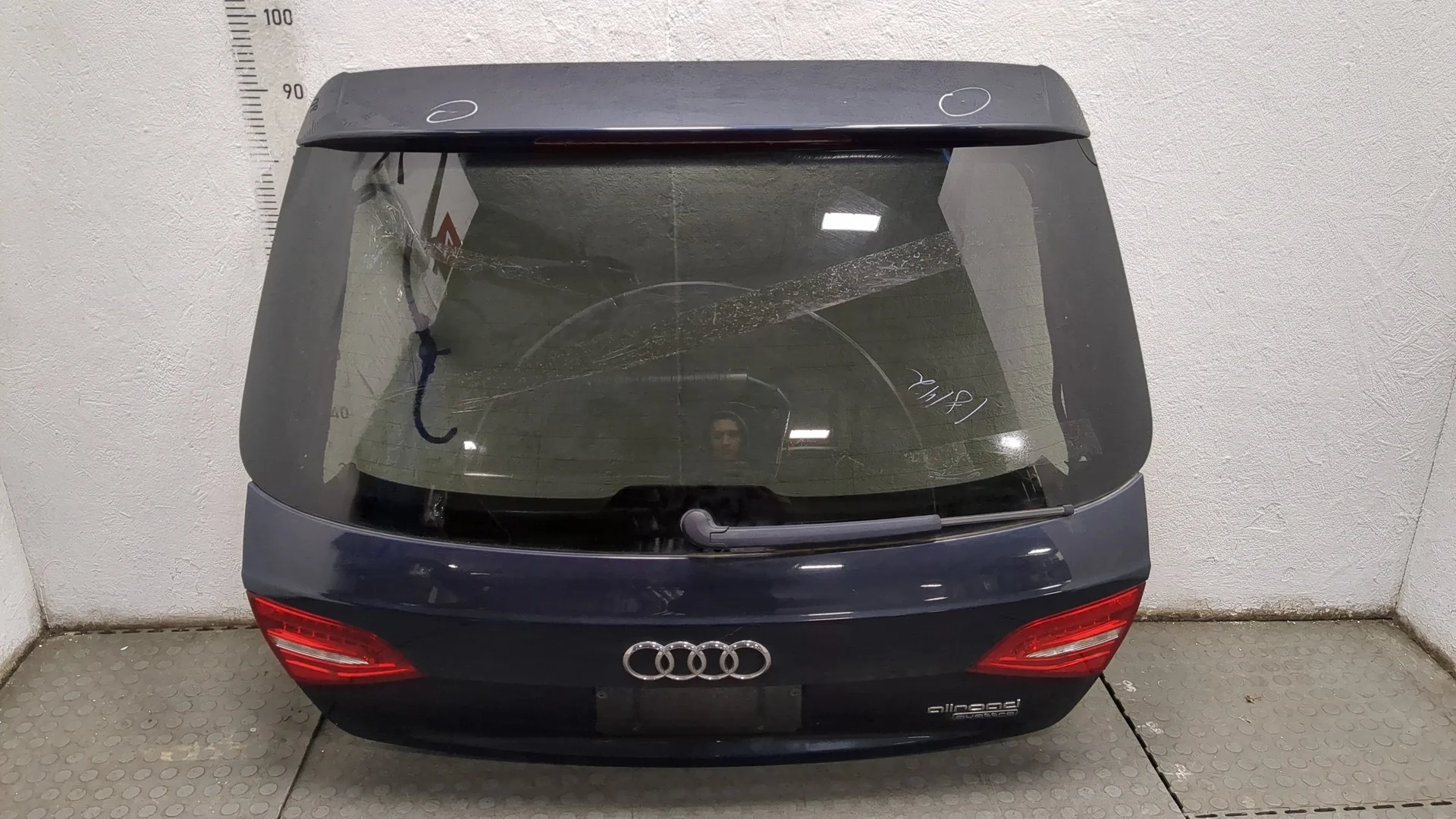 Крышка (дверь) багажника Audi A4 (B8) Allroad 2009-2016 Универсал КПП автомат 4х4 (АКПП) CPMB Бензин 2 л TFSI