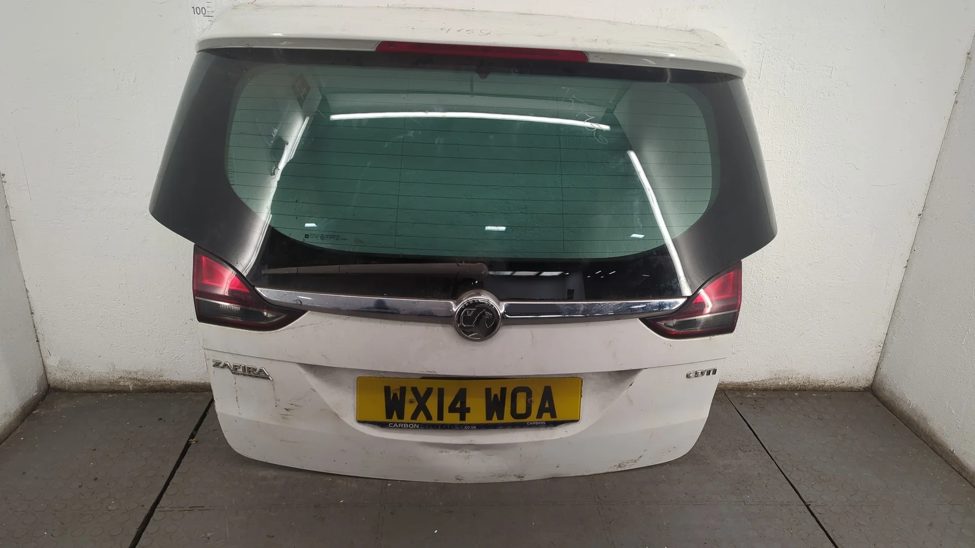 Крышка (дверь) багажника Opel Zafira C 2011-2019 Минивэн КПП 6-ст.мех.(МКПП) A20DTH, A20DTJ, A20DT Дизель 2 л CDTI