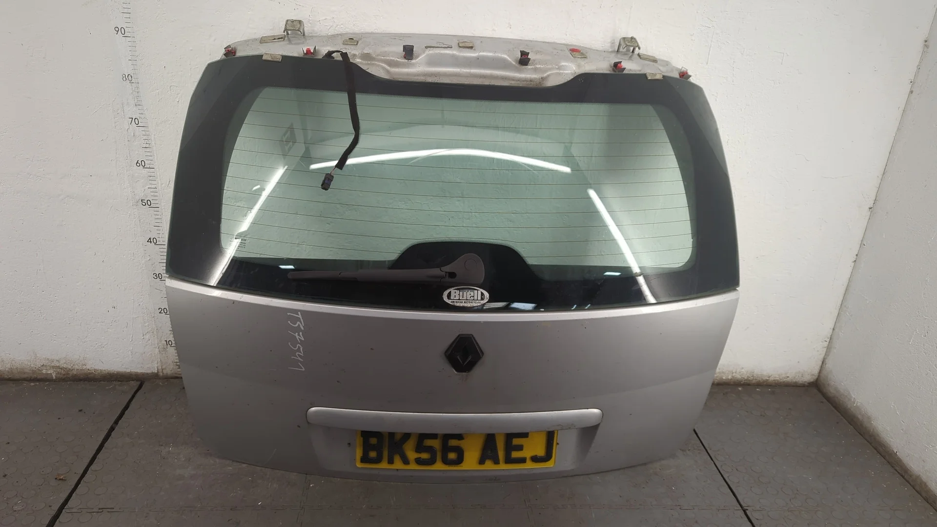 Крышка (дверь) багажника Renault Megane 2 2002-2009 Универсал КПП 5-ст.мех.(МКПП) K4M 812 Бензин 1.6 л Инжектор