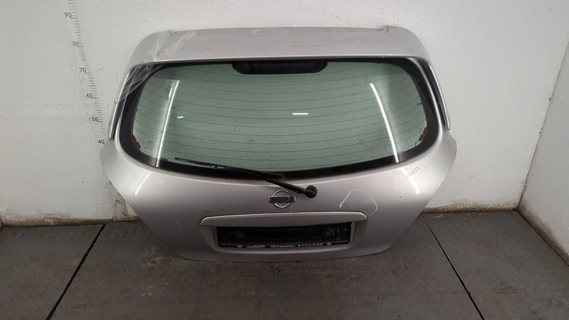 Крышка (дверь) багажника Nissan Almera N16 2000-2006 Хэтчбэк 5 дв. КПП 5-ст.мех.(МКПП) QG15DE Бензин 1.5 л Инжектор