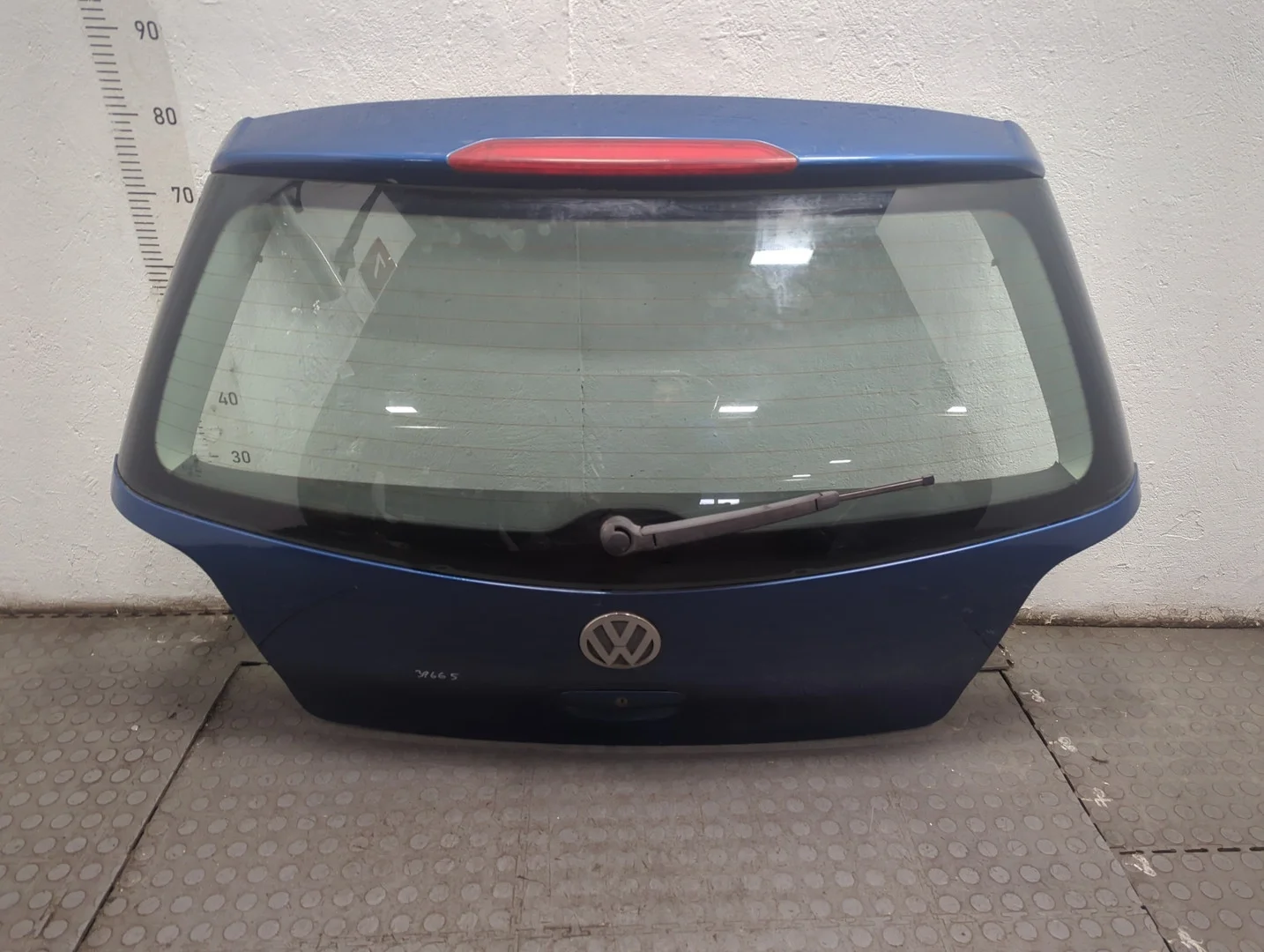 Крышка (дверь) багажника Volkswagen Polo 2005-2009 Хэтчбэк 5 дв. КПП 5-ст.мех.(МКПП) BME Бензин 1.2 л Инжектор