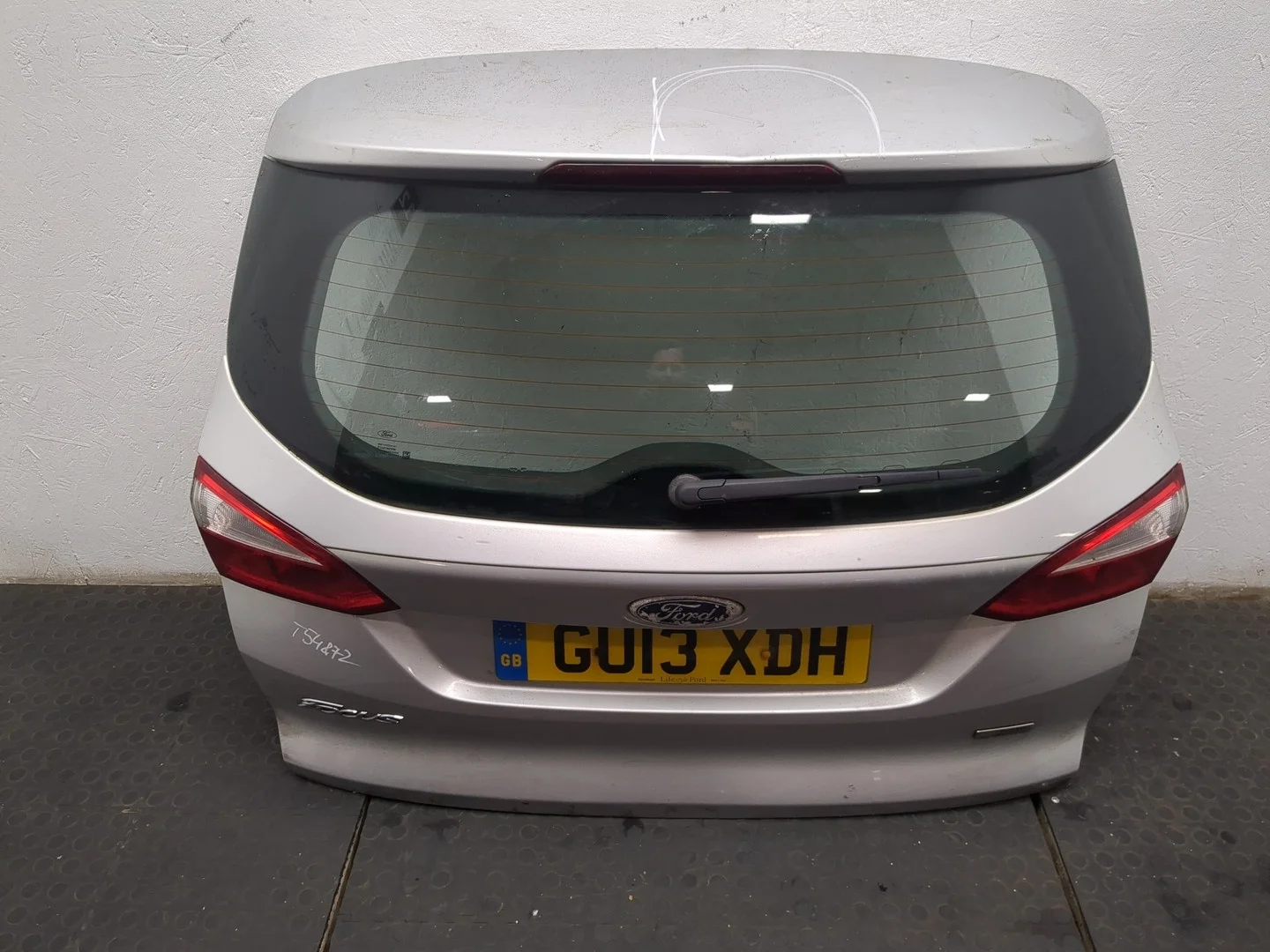 Крышка (дверь) багажника Ford Focus 3 2011-2015 Универсал КПП 6-ст.мех.(МКПП) NGDA, NGDB Дизель 1.6 л