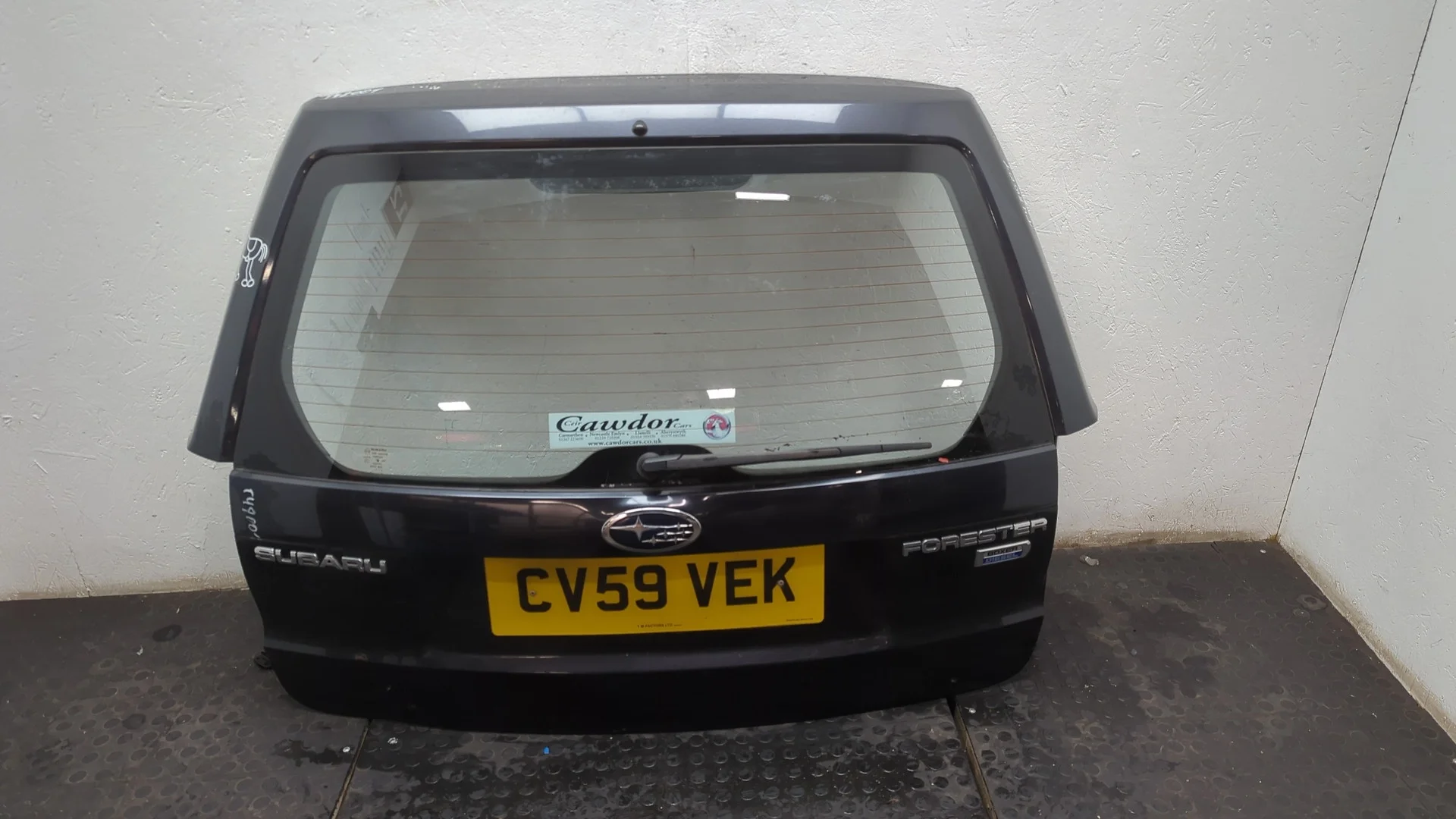 Крышка (дверь) багажника Subaru Forester (S12) 2008-2013 Джип (5-дверный) КПП 6-ст.мех 4х4 (МКПП) EE20Z Дизель 2 л Турбо