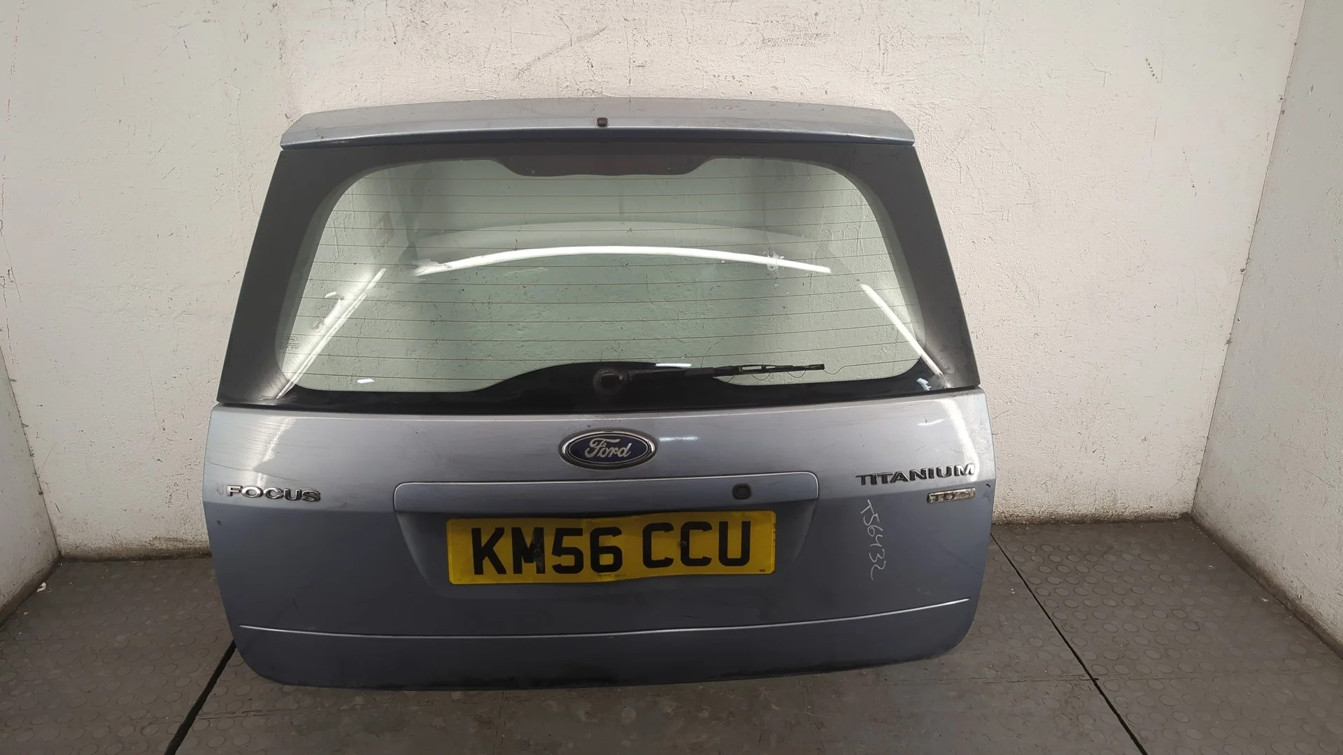 Крышка (дверь) багажника Ford Focus 2 2005-2008 Универсал КПП 5-ст.мех.(МКПП) KKDA, KKDB Дизель 1.8 л TDCI