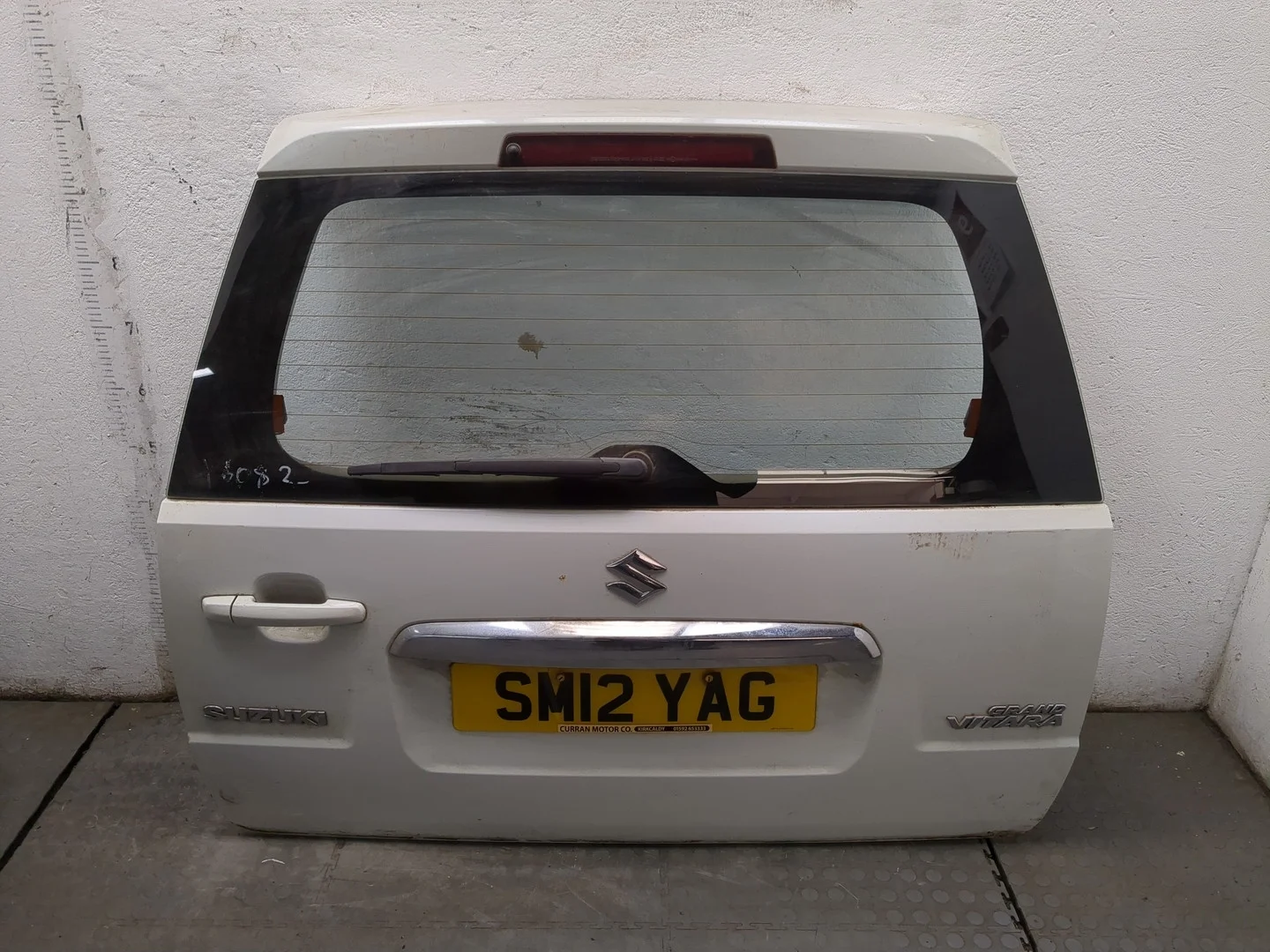 Крышка (дверь) багажника Suzuki Grand Vitara 2005-2016 Джип (5-дверный) КПП 5-ст.мех 4х4 (МКПП) J24B Бензин 2.4 л Инжектор