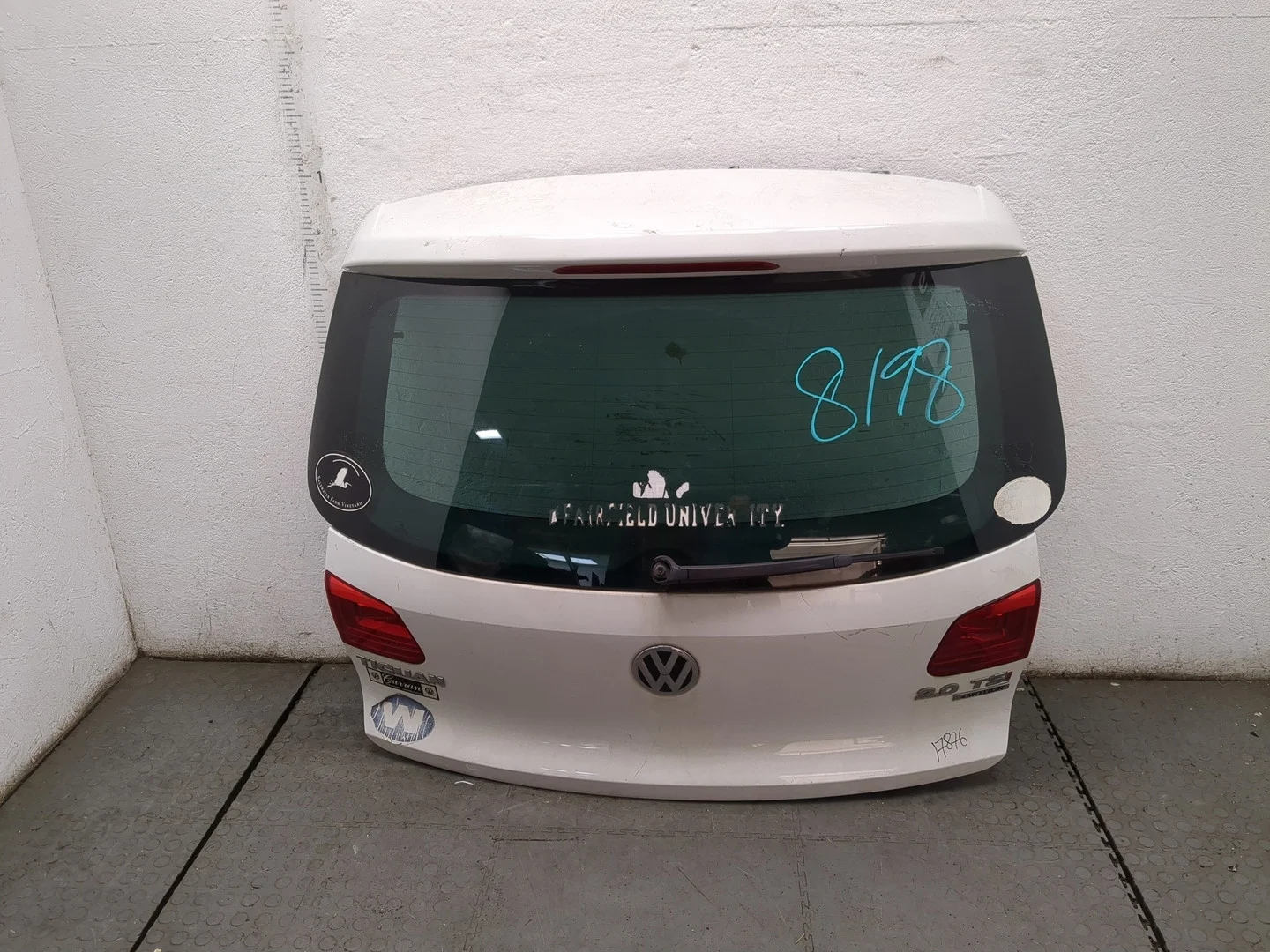 Крышка (дверь) багажника Volkswagen Tiguan 2011-2018 Джип (5-дверный) КПП автомат 4х4 (АКПП) CCTA Бензин 2 л TSI