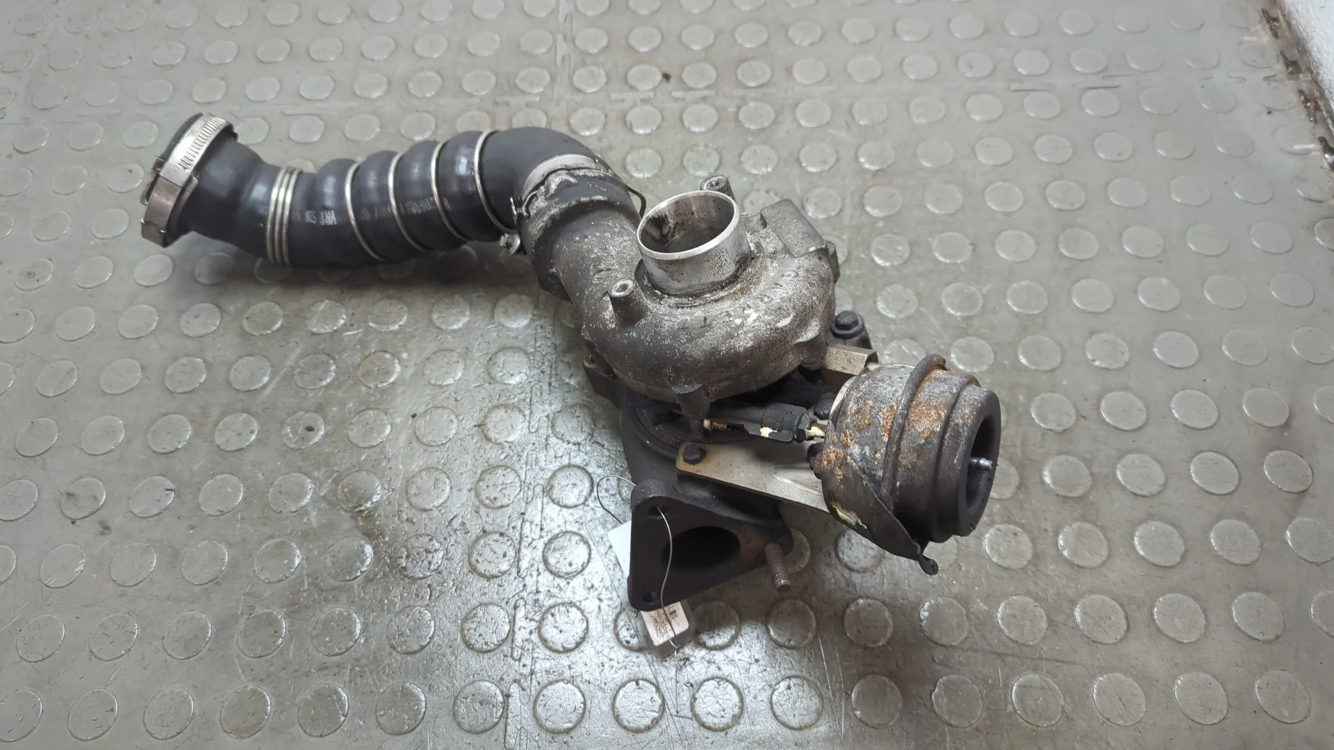 Турбина Audi A4 (B7) 2004-2009 Универсал КПП вариатор BRE Дизель 2 л TDI