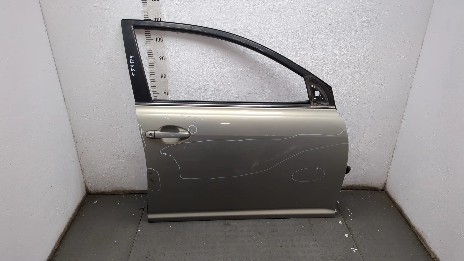 Дверь боковая (легковая) Toyota Avensis 2 2003-2009 Хэтчбэк 5 дв. КПП 6-ст.мех.(МКПП) 2AD-FTV Дизель 2.2 л D-4D