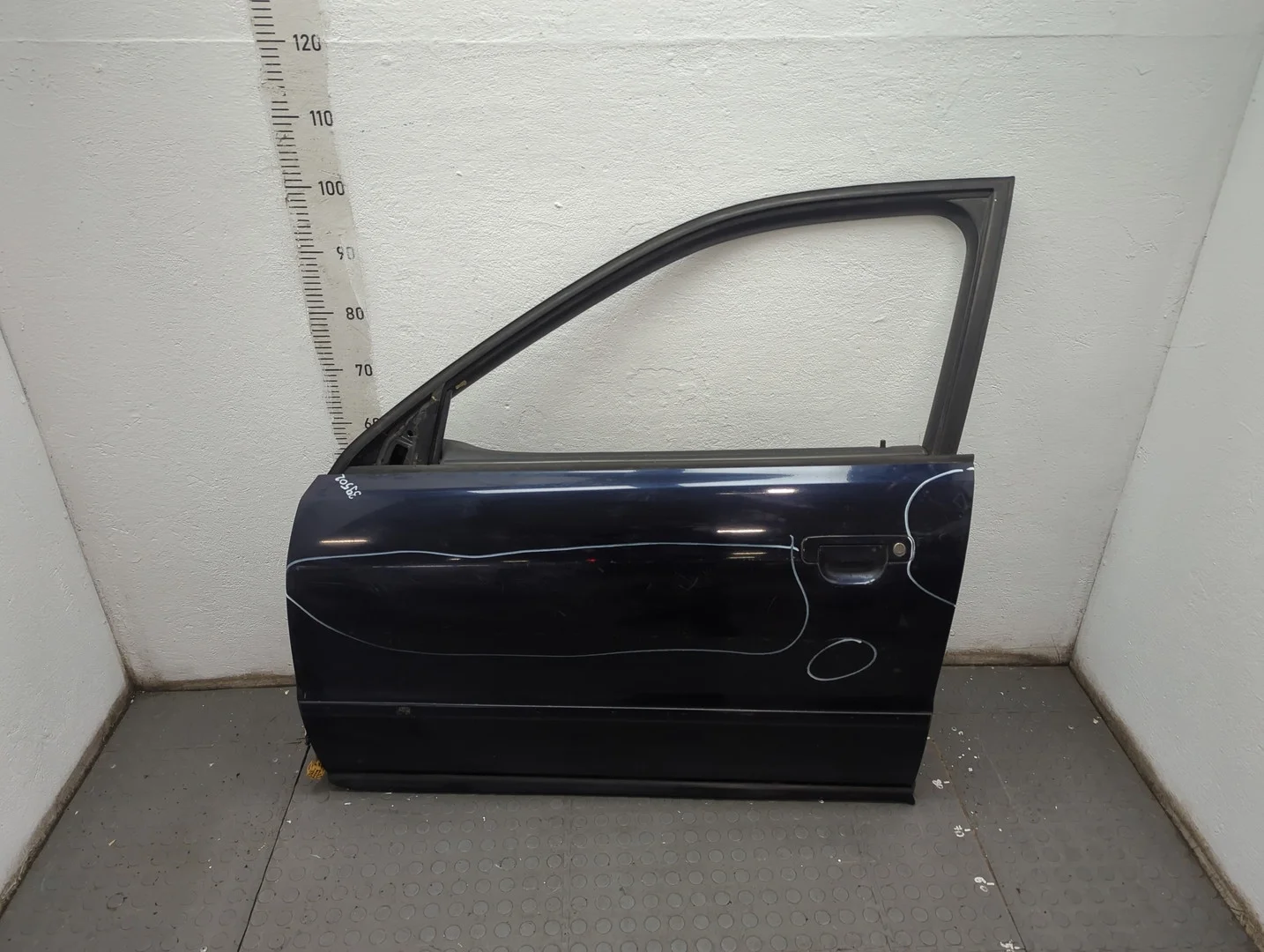 Дверь боковая (легковая) Audi A4 (B5) 1994-2000 Седан КПП 5-ст.мех.(МКПП) ADR Бензин 1.8 л Инжектор