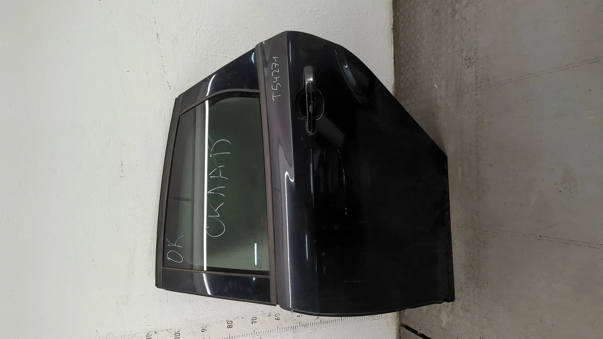 Дверь боковая (легковая) Ford Focus 3 2011-2015 Хэтчбэк 5 дв. КПП 5-ст.мех.(МКПП) IQDA, IQDB Бензин 1.6 л Инжектор