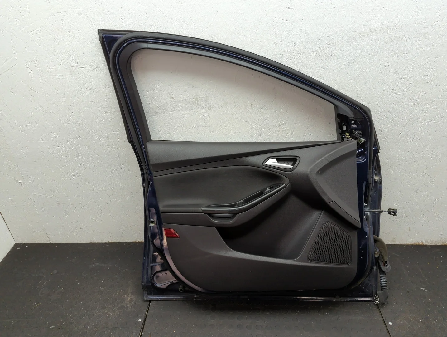 Дверь боковая (легковая) Ford Focus 3 2011-2015 Хэтчбэк 5 дв. КПП автомат (АКПП) PNDA Бензин 1.6 л Инжектор