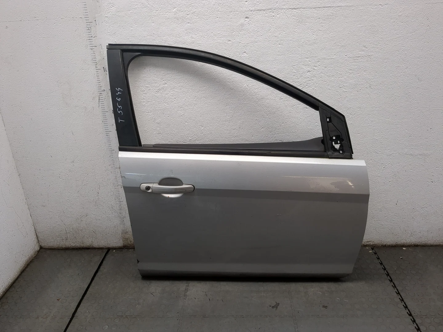 Дверь боковая (легковая) Ford Focus 2 2008-2011 Хэтчбэк 5 дв. КПП 5-ст.мех.(МКПП) SHDA, SHDC Бензин 1.6 л Инжектор