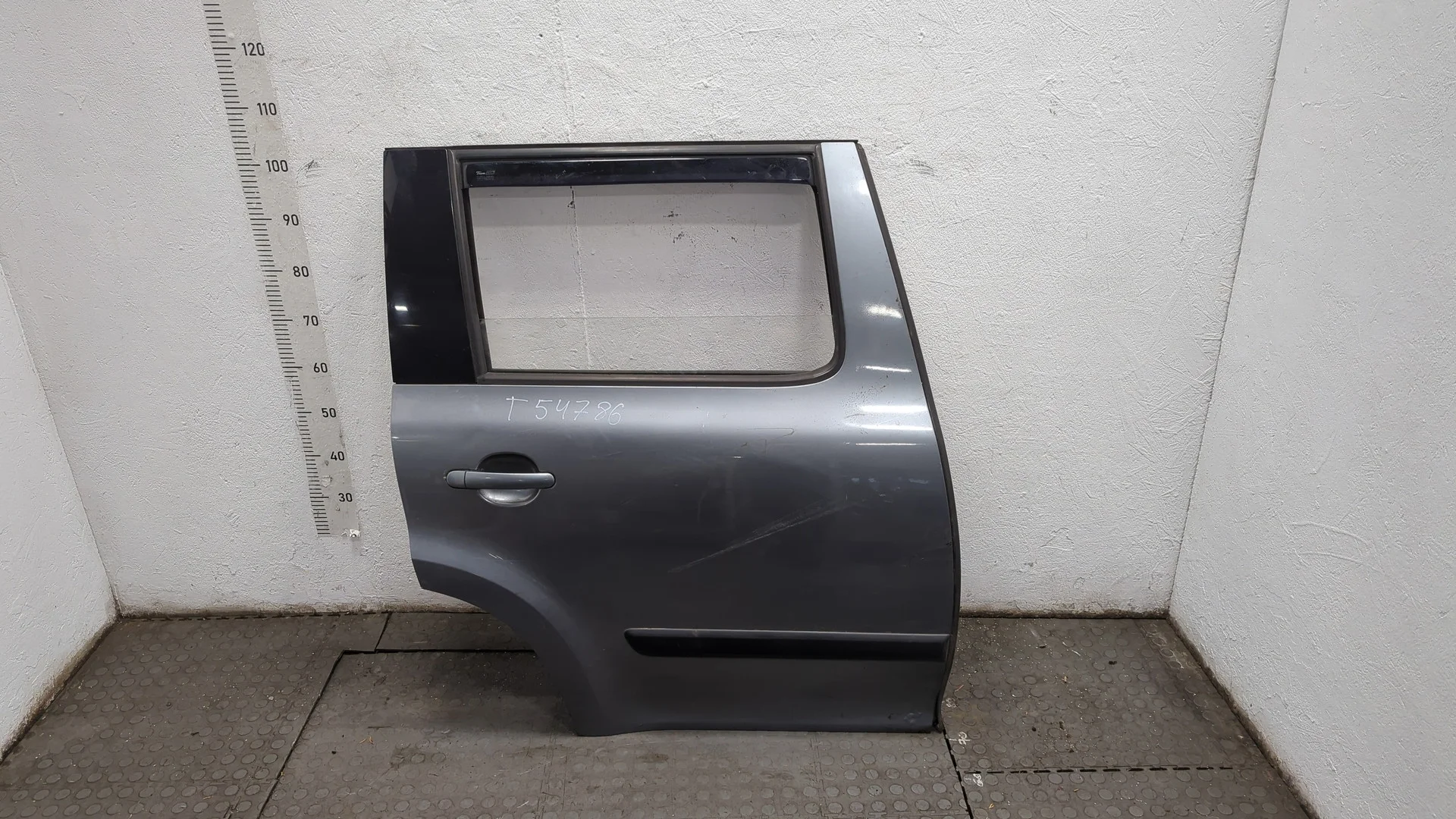 Дверь боковая (легковая) Skoda Yeti 2009-2018 Джип (5-дверный) КПП 5-ст.мех.(МКПП) CFHC Дизель 2 л TDI