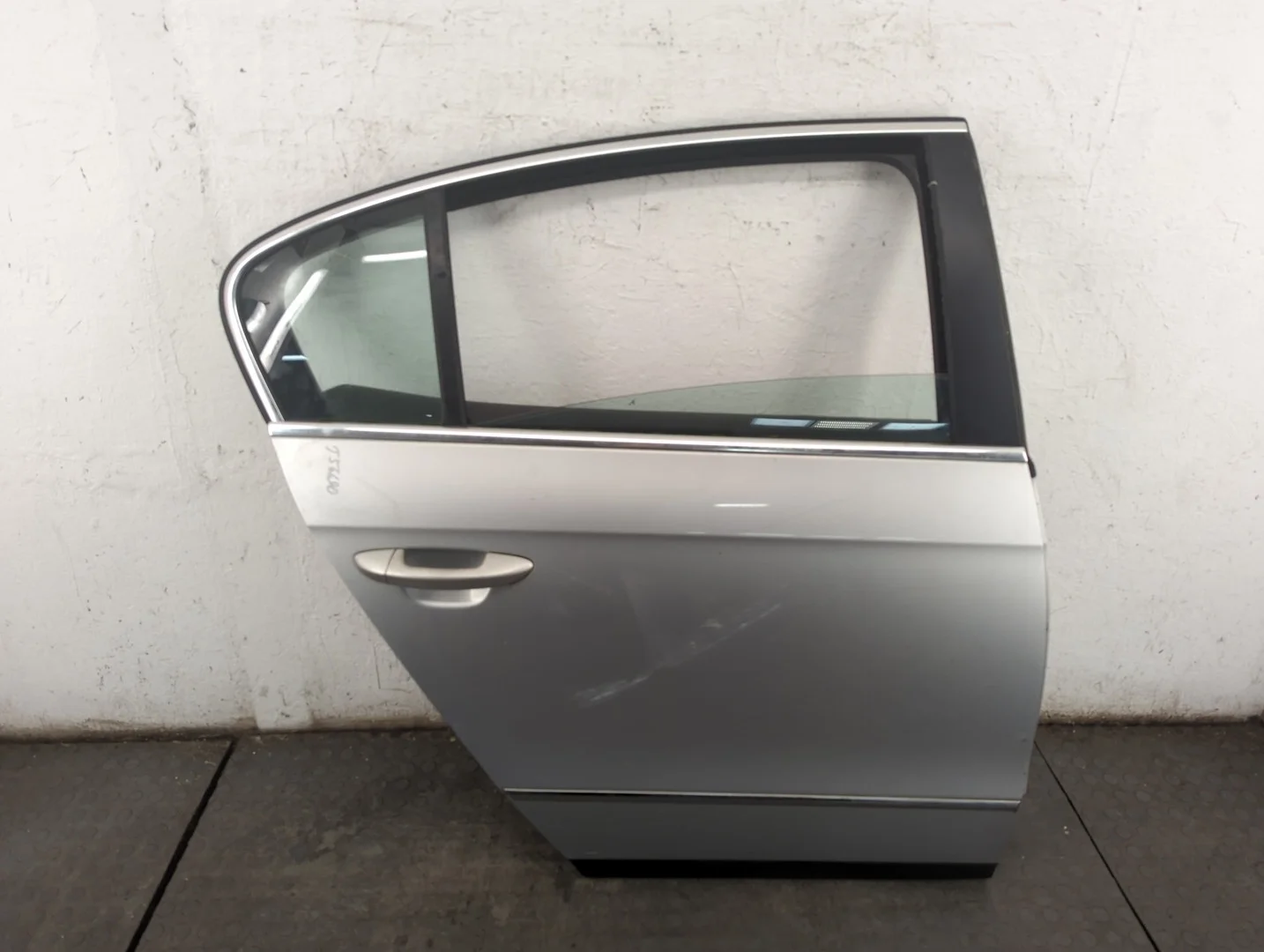 Дверь боковая (легковая) Volkswagen Passat 6 2005-2010 Седан КПП 6-ст.мех.(МКПП) BKP Дизель 2 л TDI