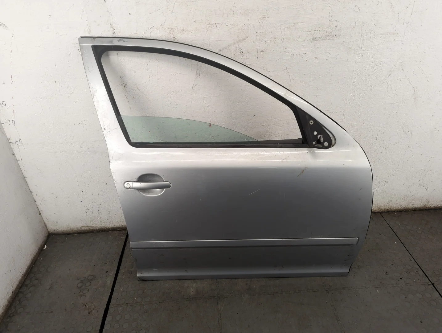 Дверь боковая (легковая) Skoda Octavia (A5) 2004-2013 Универсал КПП 5-ст.мех.(МКПП) CAYC Дизель 1.6 л TDI