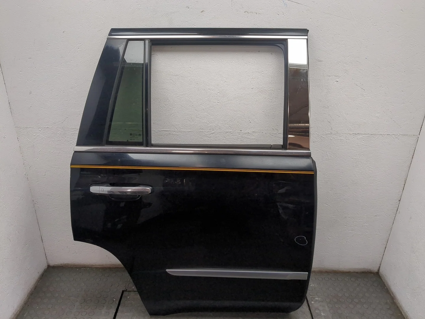 Дверь боковая (легковая) Cadillac Escalade 4 2014-2020 Джип (5-дверный)  L86 Бензин 6.2 л Инжектор