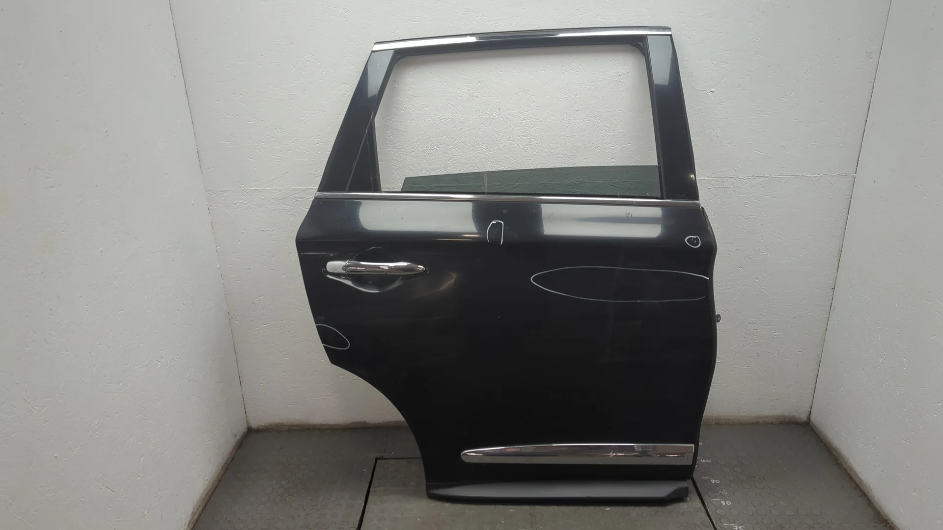 Дверь боковая (легковая) Infiniti QX60 2013-2020 Джип (5-дверный) КПП автомат 4х4 (АКПП) VQ35DE Бензин 3.5 л Инжектор