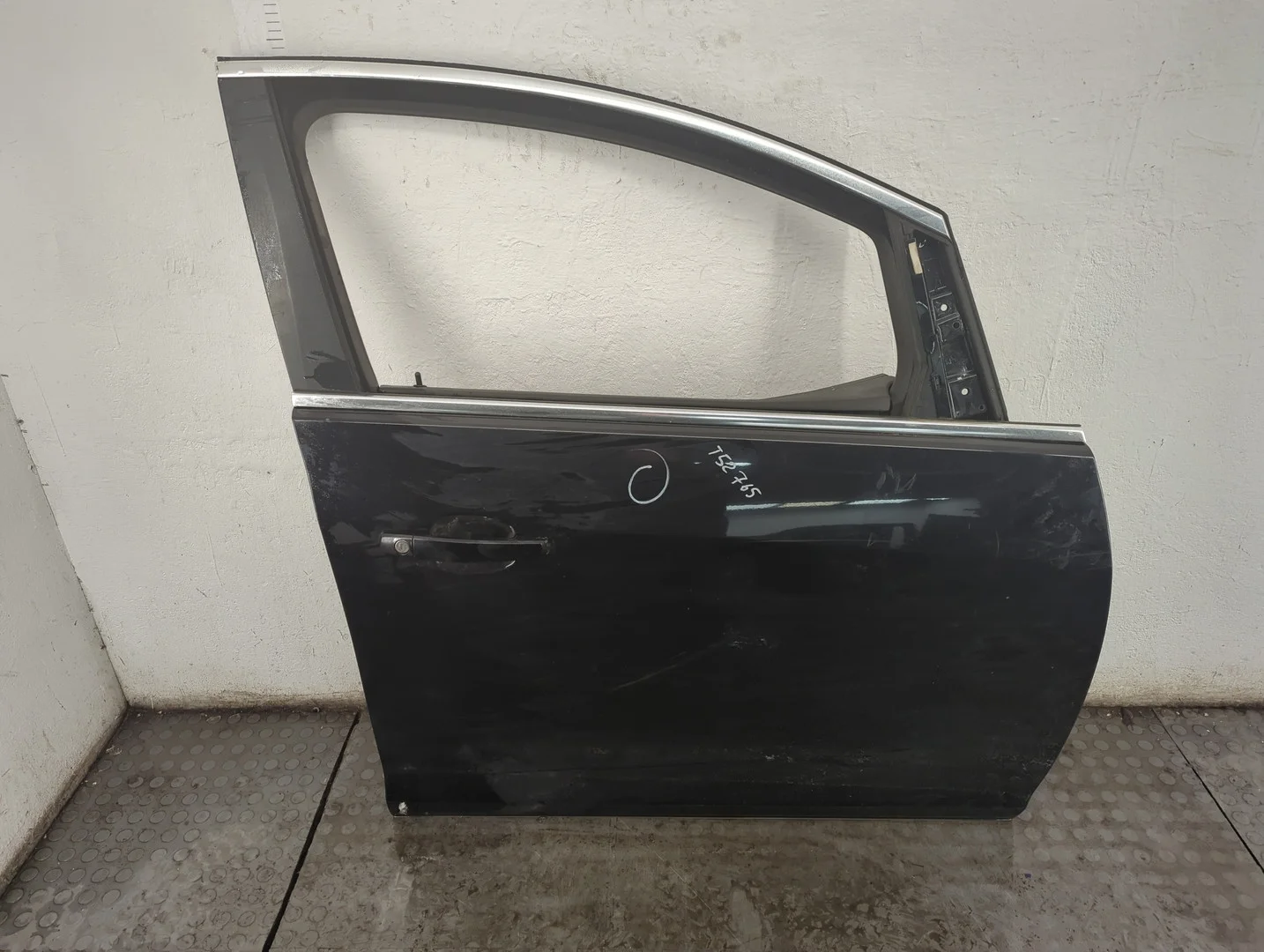 Дверь боковая (легковая) Opel Astra J 2010-2017 Хэтчбэк 5 дв. КПП 6-ст.мех.(МКПП) A17DTJ Дизель 1.7 л