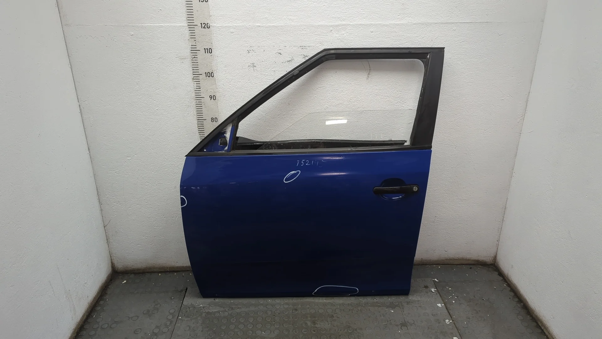 Дверь боковая (легковая) Skoda Fabia 2007-2014 Хэтчбэк 5 дв. КПП 5-ст.мех.(МКПП) BBM Бензин 1.2 л Инжектор