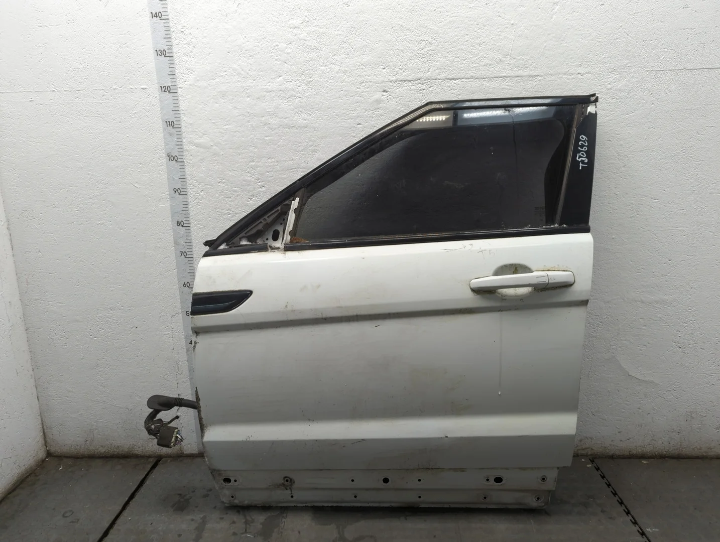 Дверь боковая (легковая) Land Rover Range Rover Evoque 2011-2018 Джип (5-дверный) КПП 6-ст.мех 4х4 (МКПП) 224DT Дизель 2.2 л Турбо