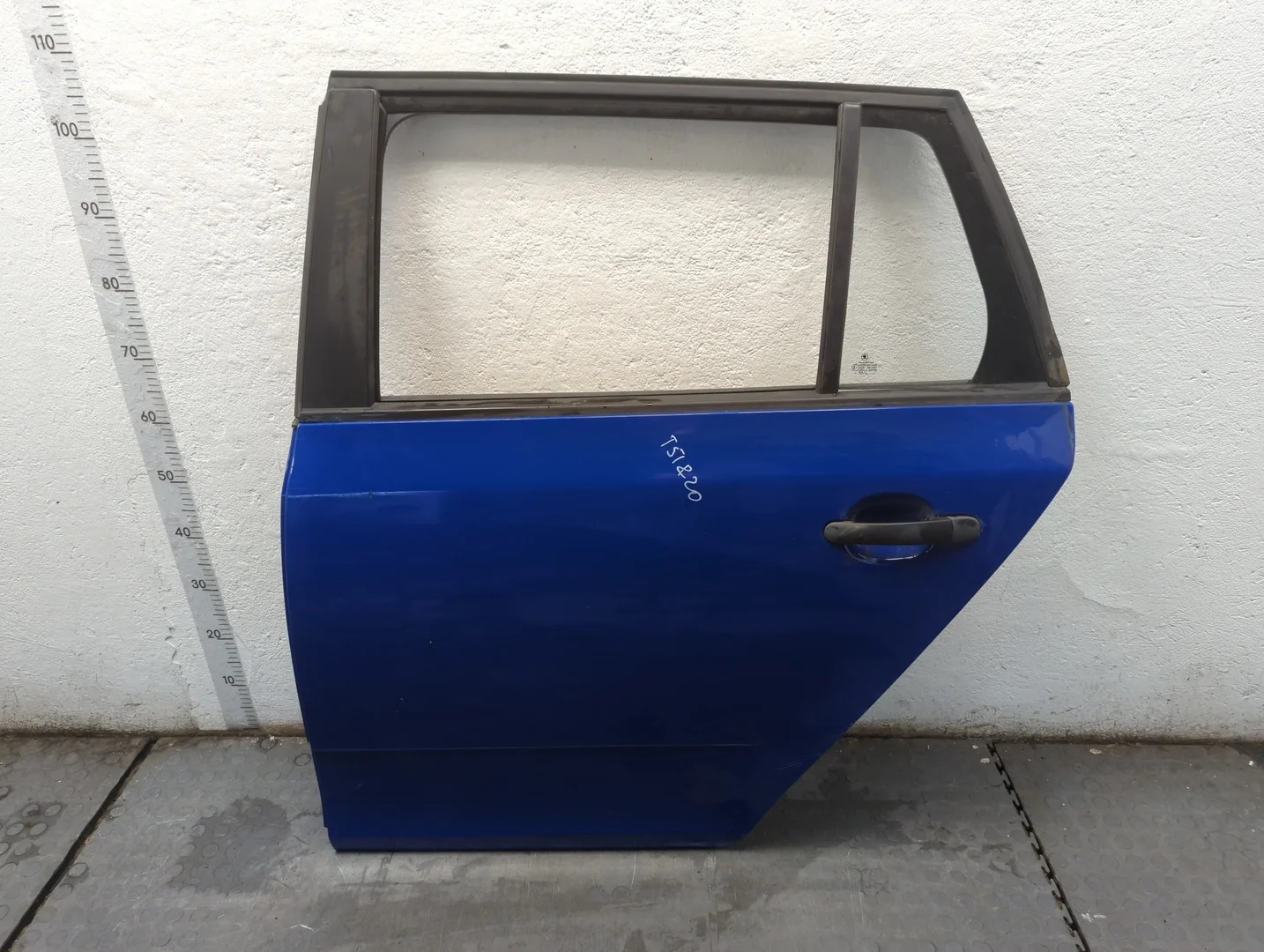 Дверь боковая (легковая) Skoda Fabia 2007-2014 Универсал КПП 5-ст.мех.(МКПП) CGPA Бензин 1.2 л Инжектор