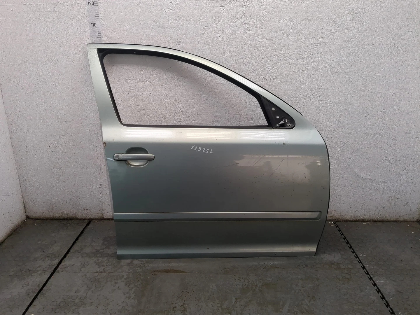 Дверь боковая (легковая) Skoda Octavia (A5) 2004-2013 Хэтчбэк 5 дв. КПП 5-ст.мех.(МКПП) BXE Дизель 1.9 л TDI