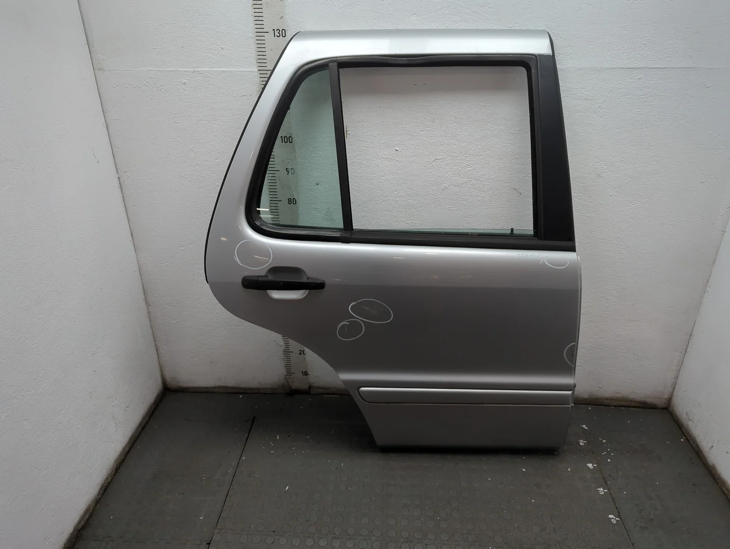 Дверь боковая (легковая) Mercedes-Benz ML W163 1997-2005 Джип (5-дверный) КПП автомат 4х4 (АКПП) OM 612.963 Дизель 2.7 л CDI