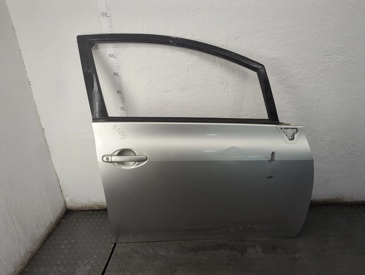 Дверь боковая (легковая) Toyota Auris E15 2006-2012 Хэтчбэк 5 дв. КПП 5-ст.мех.(МКПП) 1ZR-FE Бензин 1.6 л Инжектор