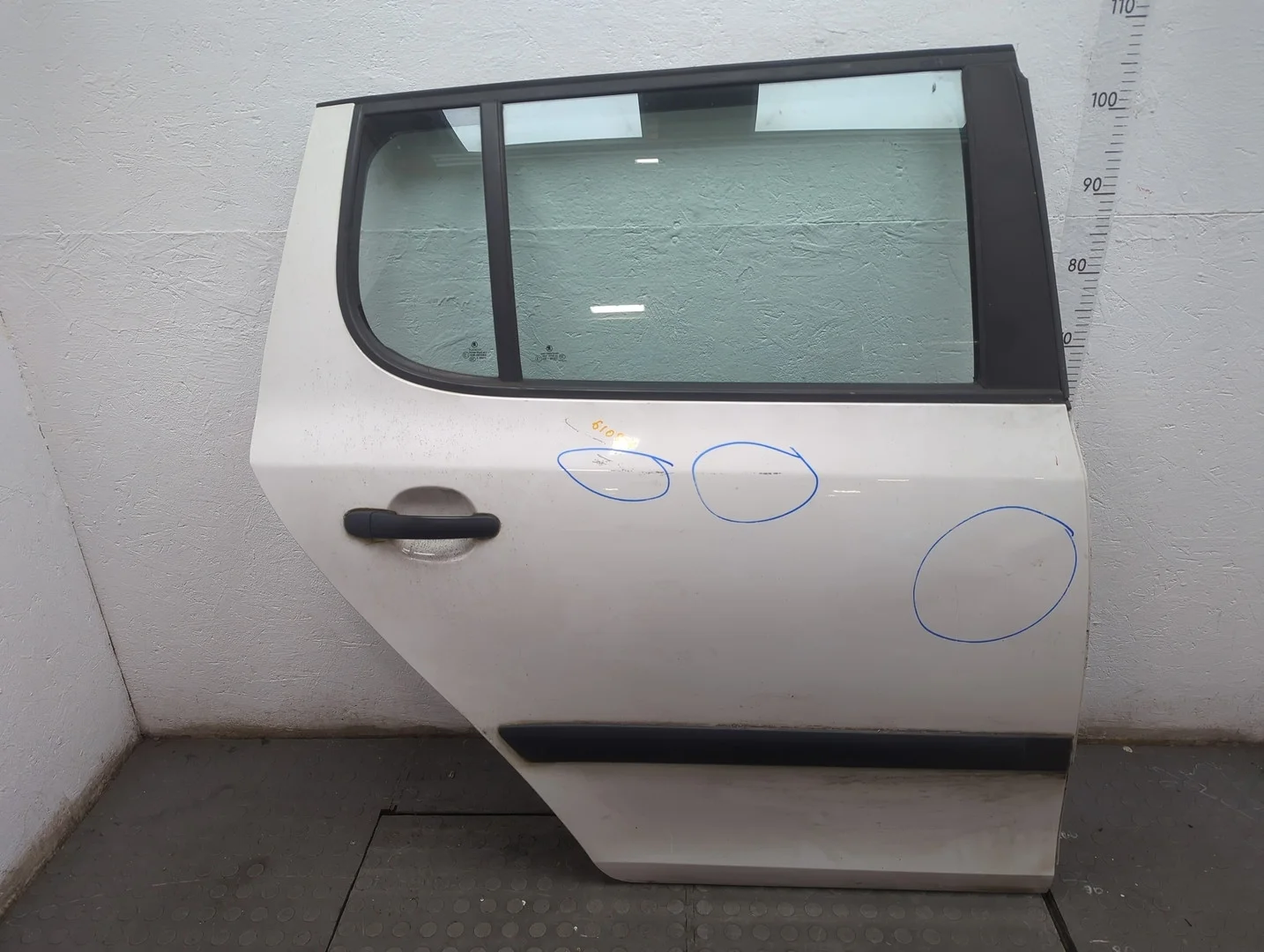 Дверь боковая (легковая) Skoda Fabia 2007-2014 Хэтчбэк 5 дв. КПП 5-ст.мех.(МКПП) CGGB Бензин 1.4 л Инжектор