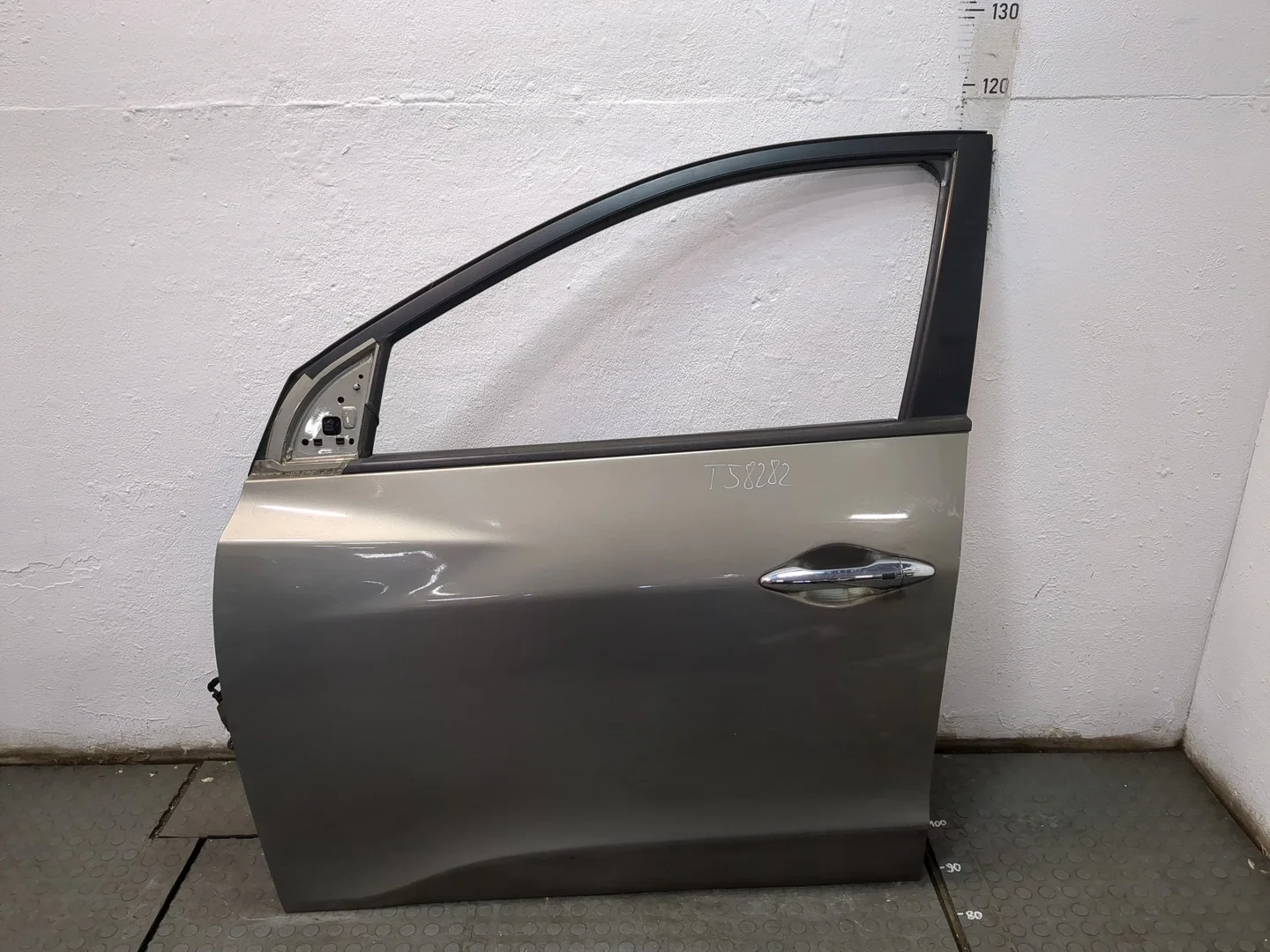 Дверь боковая (легковая) Hyundai ix 35 2010-2015 Джип (5-дверный) КПП 6-ст.мех.(МКПП) D4HA Дизель 2 л CRDi