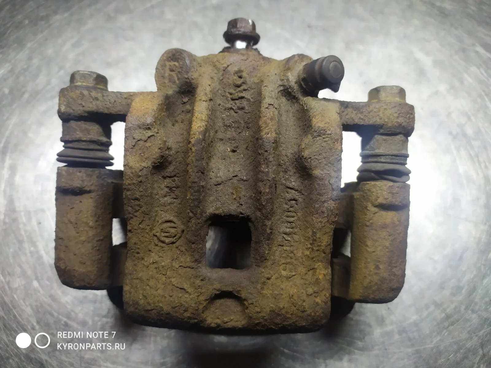 Суппорт тормозной SsangYong Actyon 2012 C200