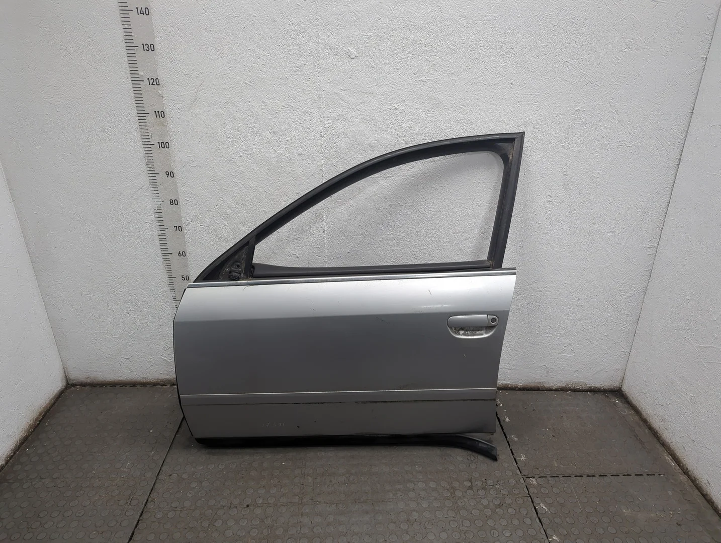 Дверь боковая (легковая) Audi A6 (C5) 1997-2005 Универсал КПП автомат 4х4 (АКПП) AKE Дизель 2.5 л TDI